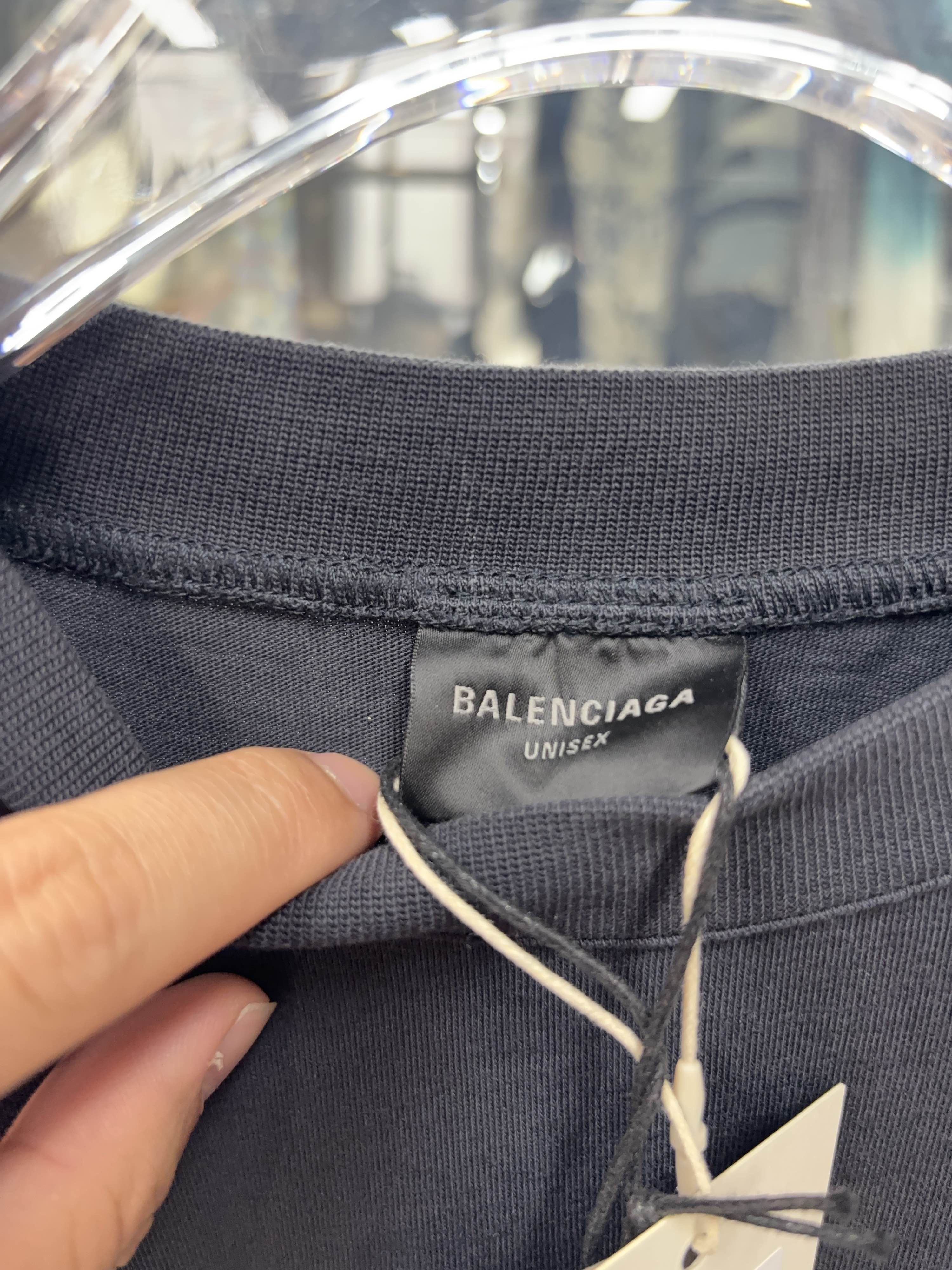 Balenciaga Balenciaga Be Kind Logo T-Shirt Size S Size US S / EU 44-46 / 1 - 3 Thumbnail