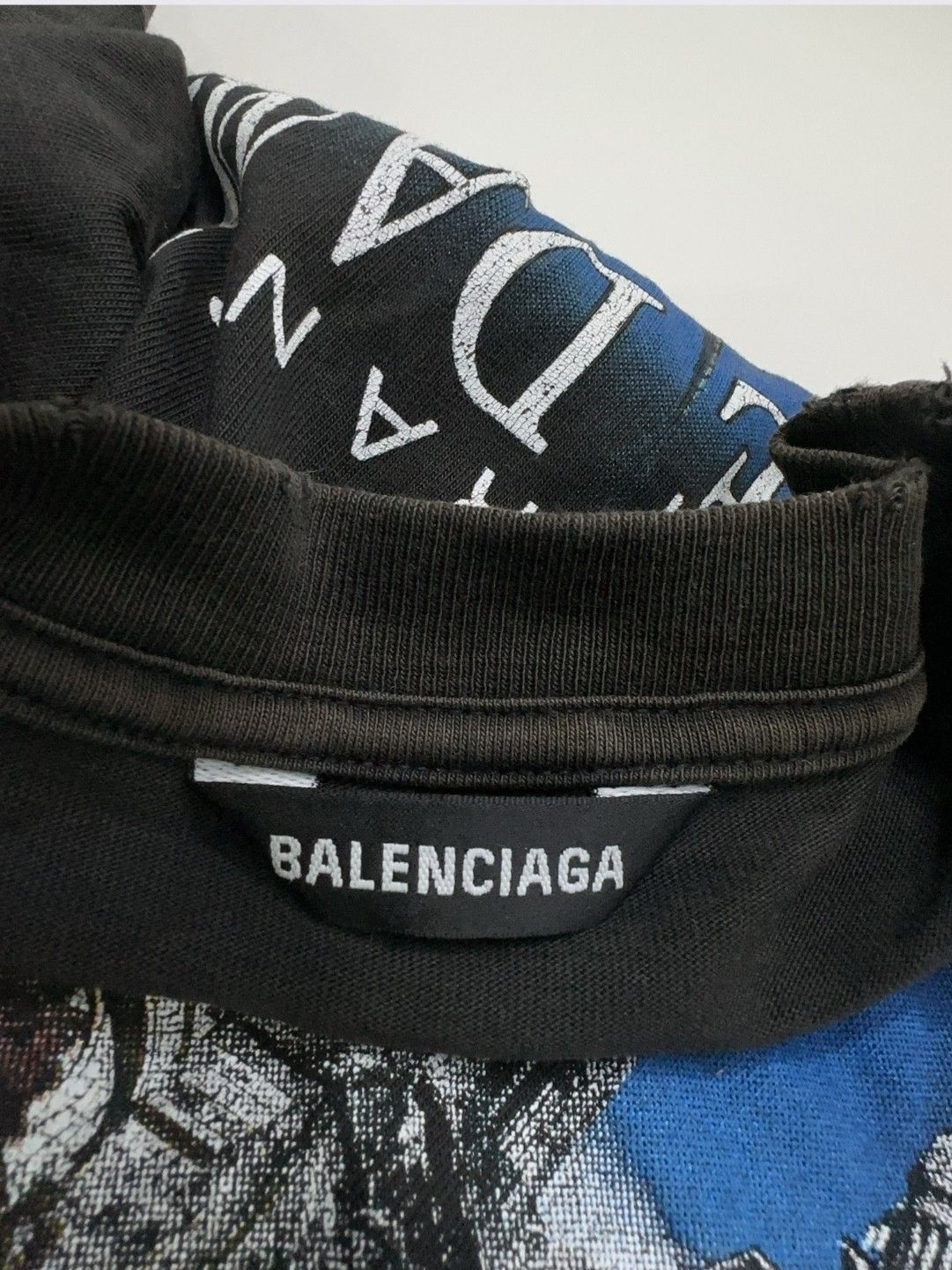 Balenciaga Balenciaga Sacre Coeur Graphic T-Shirt Size S Size US S / EU 44-46 / 1 - 3 Thumbnail