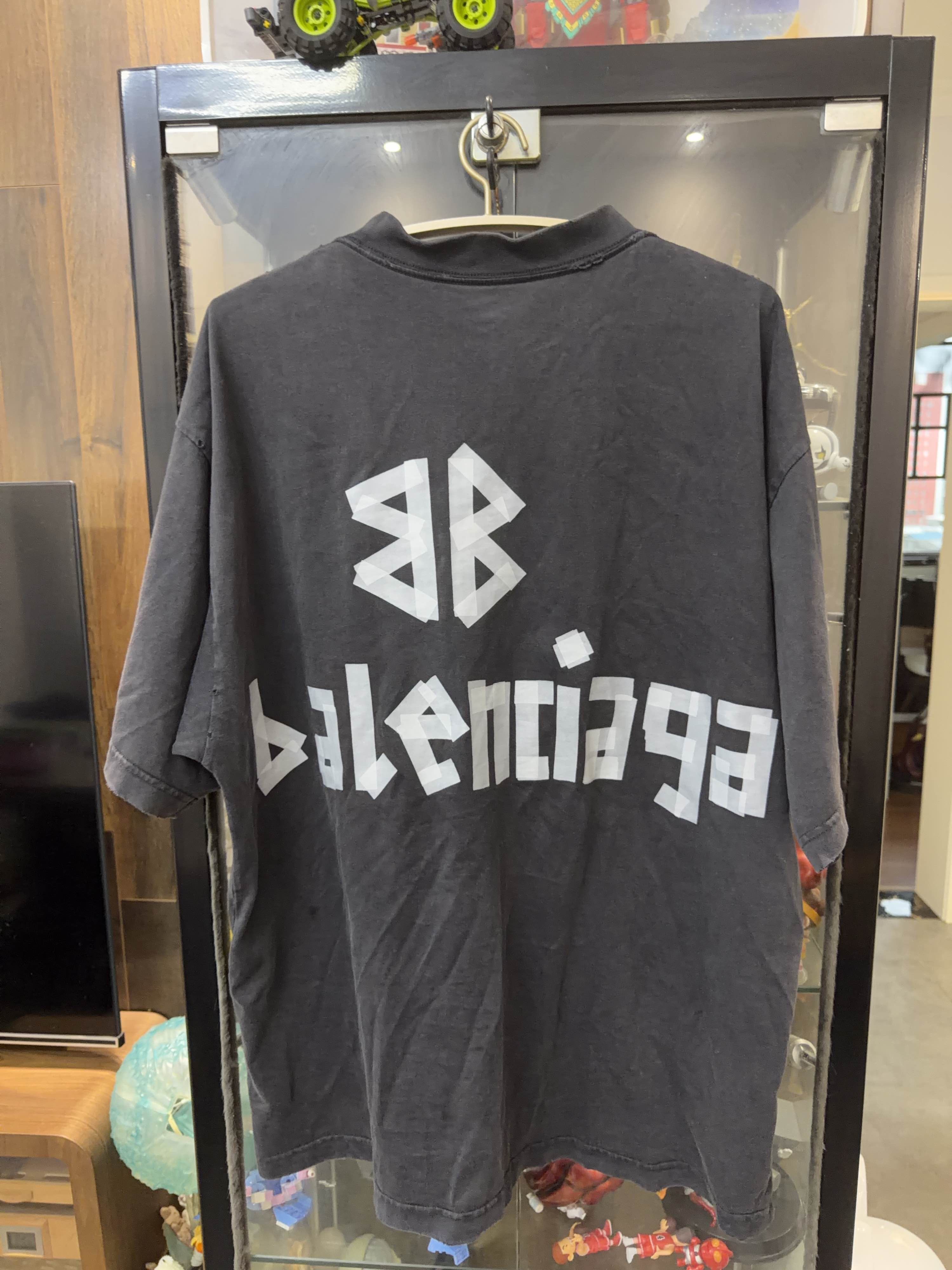 Balenciaga Balenciaga Gaffer Tape Logo T-Shirt Size M Size US M / EU 48-50 / 2 - 2 Thumbnail