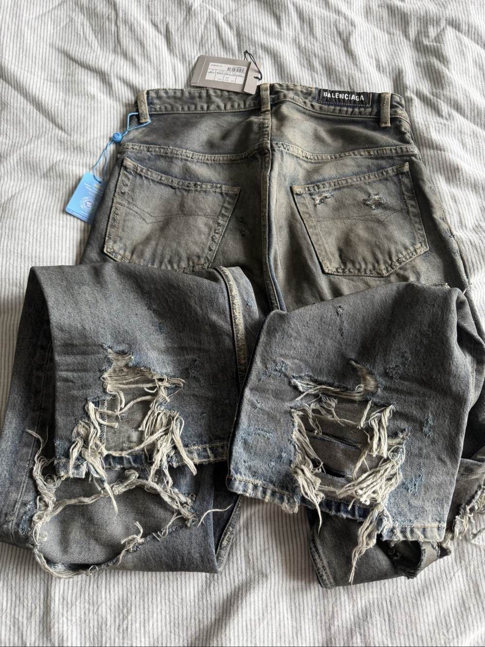 Balenciaga Balenciaga Distressed Denim Jeans XS Size US 28 / EU 44 - 8 Thumbnail