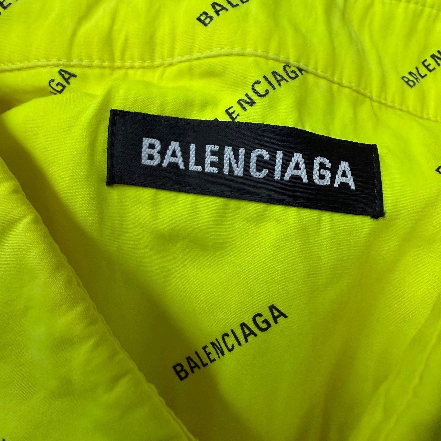 Balenciaga Balenciaga Allover Logo Button Up Shirt Yellow Size M Size US M / EU 48-50 / 2 - 3 Thumbnail