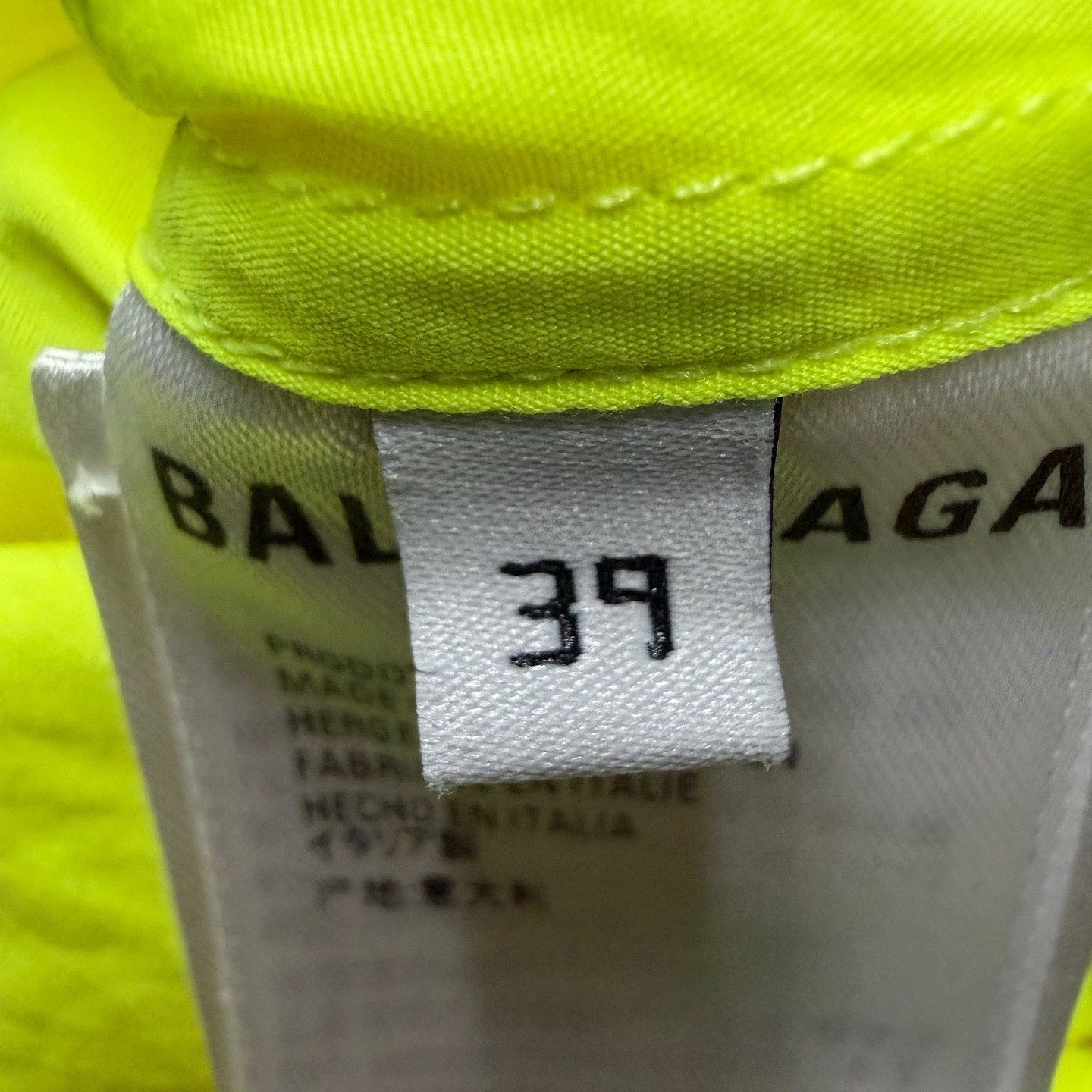 Balenciaga Balenciaga Allover Logo Button Up Shirt Yellow Size M Size US M / EU 48-50 / 2 - 6 Thumbnail