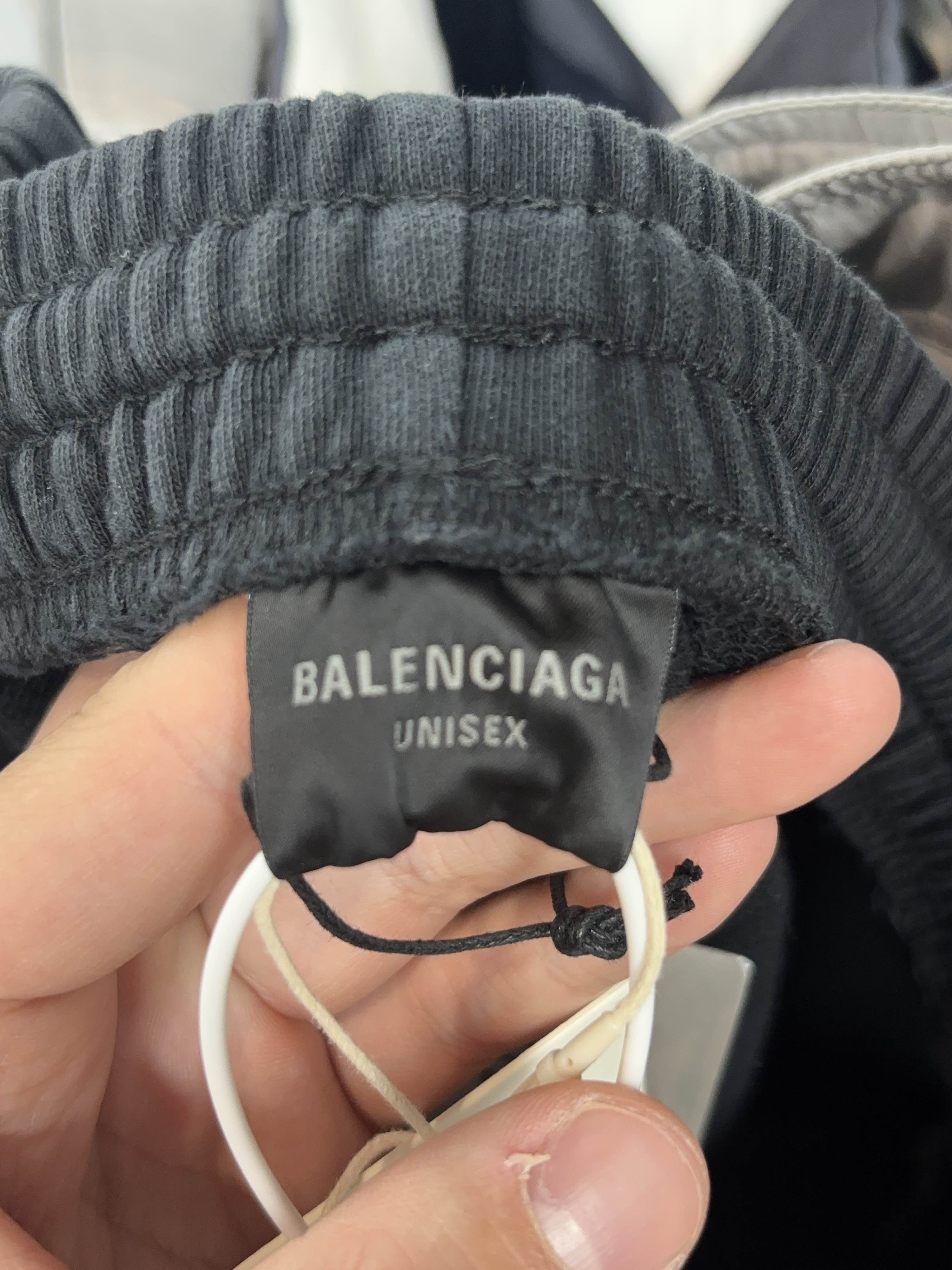 Balenciaga Balenciaga Logo Print Shorts Size S Size US 30 / EU 46 - 3 Thumbnail