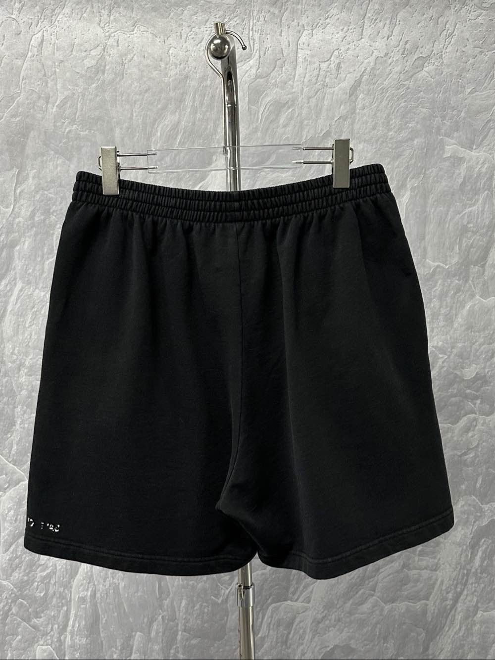 Balenciaga Balenciaga Logo Print Shorts Size S Size US 30 / EU 46 - 2 Thumbnail