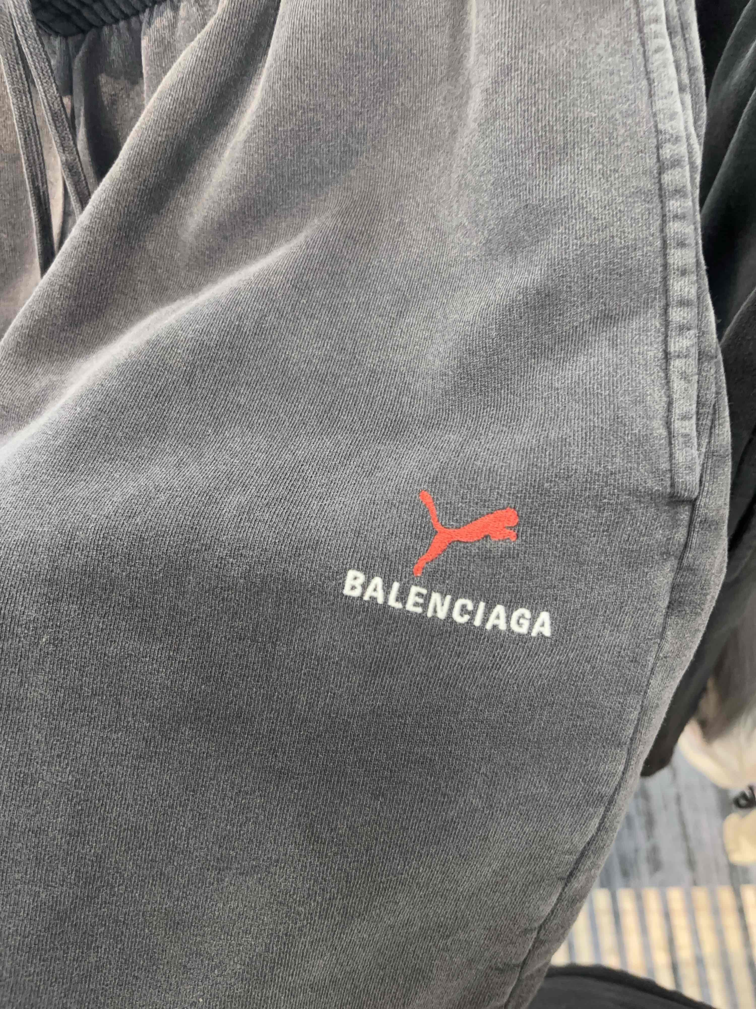 Balenciaga Balenciaga x PUMA Embroidered Logo Shorts Size M Size US 32 / EU 48 - 6 Thumbnail