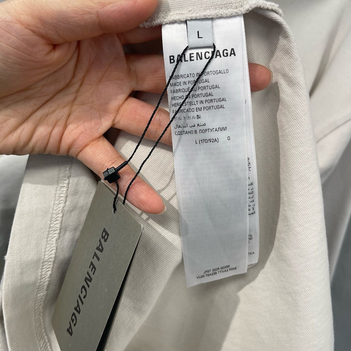 Balenciaga Balenciaga Graphic Print T-Shirt Size L Size US L / EU 52-54 / 3 - 4 Thumbnail