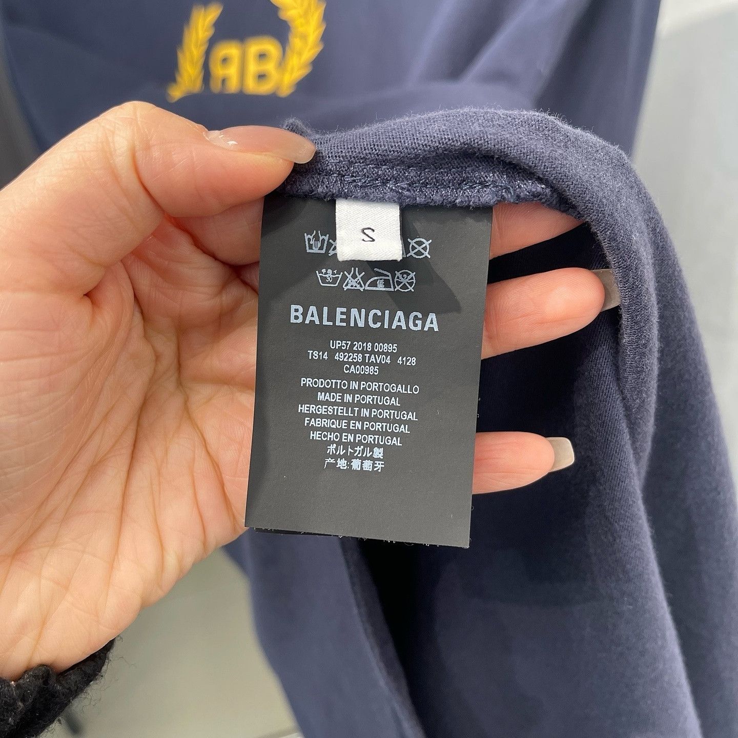 Balenciaga Balenciaga Laurel Logo T-Shirt Size S Size S / US 4 / IT 40 - 4 Thumbnail