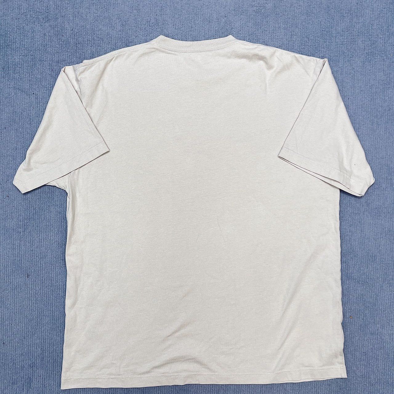 Balenciaga Balenciaga Crest Logo T-Shirt Size M Size US M / EU 48-50 / 2 - 2 Thumbnail