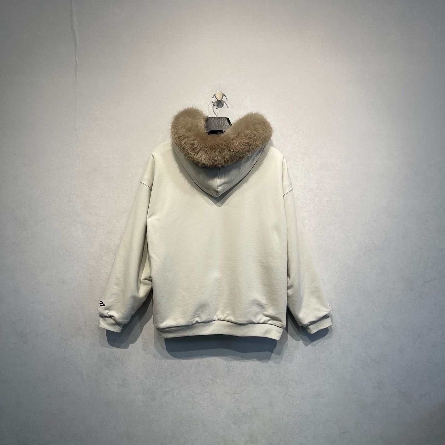 Balenciaga Balenciaga Skiwear Fur Trim Zip-Up Hoodie Size L Size L / US 10 / IT 46 - 2 Thumbnail