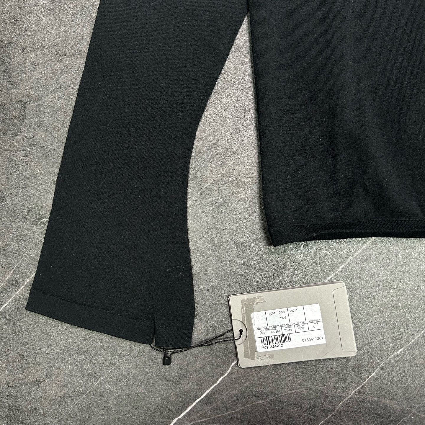 Balenciaga Balenciaga Integrated Mask Long Sleeve Top Size L Size US L / EU 52-54 / 3 - 5 Thumbnail
