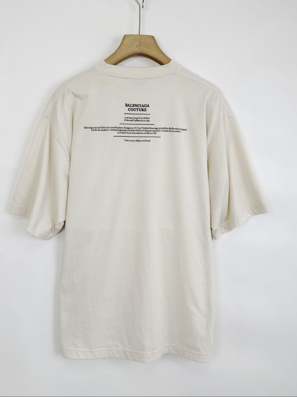 Balenciaga Balenciaga Couture Graphic Print T-Shirt Size XXS Size US XXS / EU 40 - 2 Thumbnail