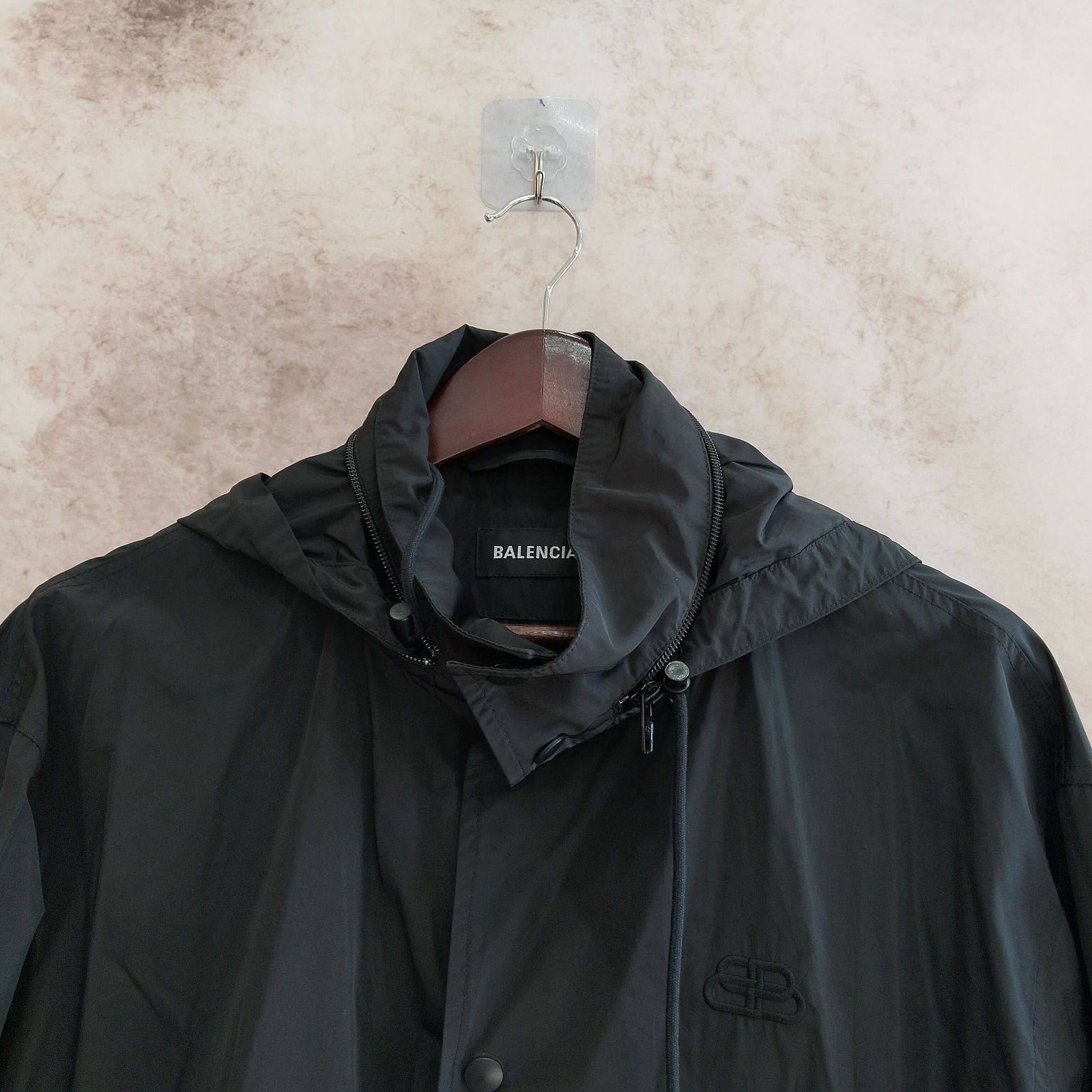 Balenciaga Balenciaga Logo Hooded Jacket Size 44 Size US S / EU 44-46 / 1 - 6 Thumbnail