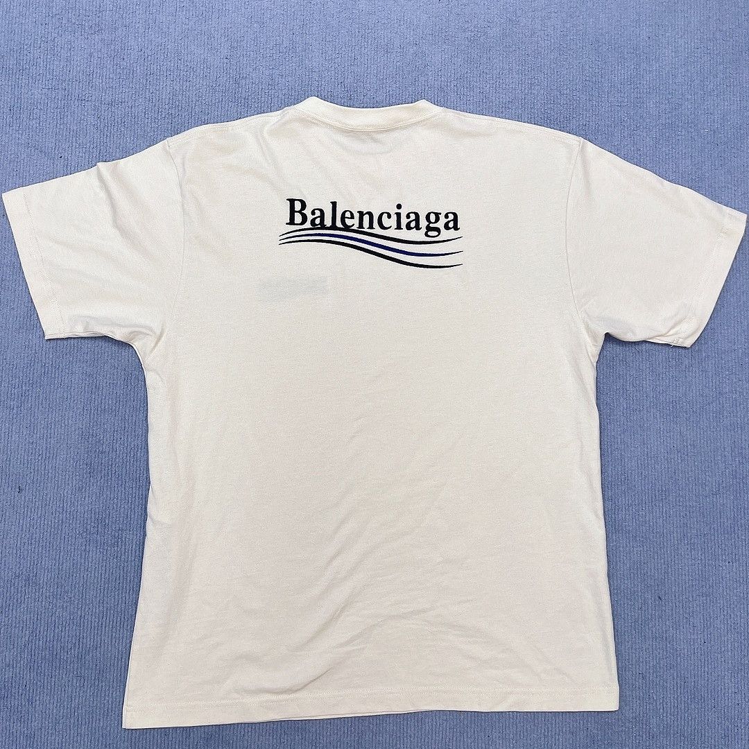 Balenciaga Balenciaga Political Campaign Logo T-Shirt Size XS Size XS / US 0-2 / IT 36-38 - 2 Thumbnail