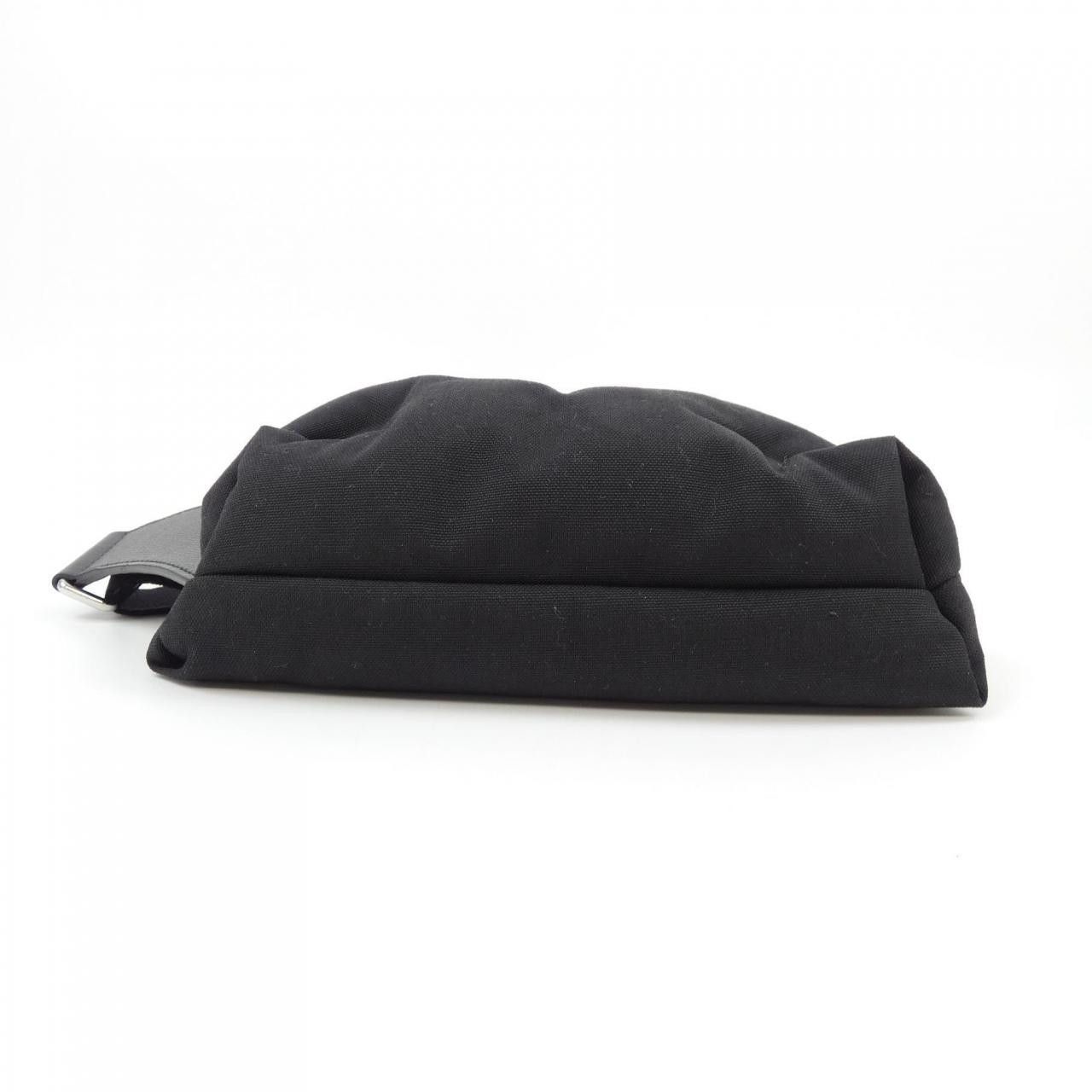 Maison Margiela Maison Margiela Maison Margiela Nylon Bag Textile Crossbody Bag SB2WG0011 DUTY FREE for USA Size ONE SIZE - 4 Thumbnail