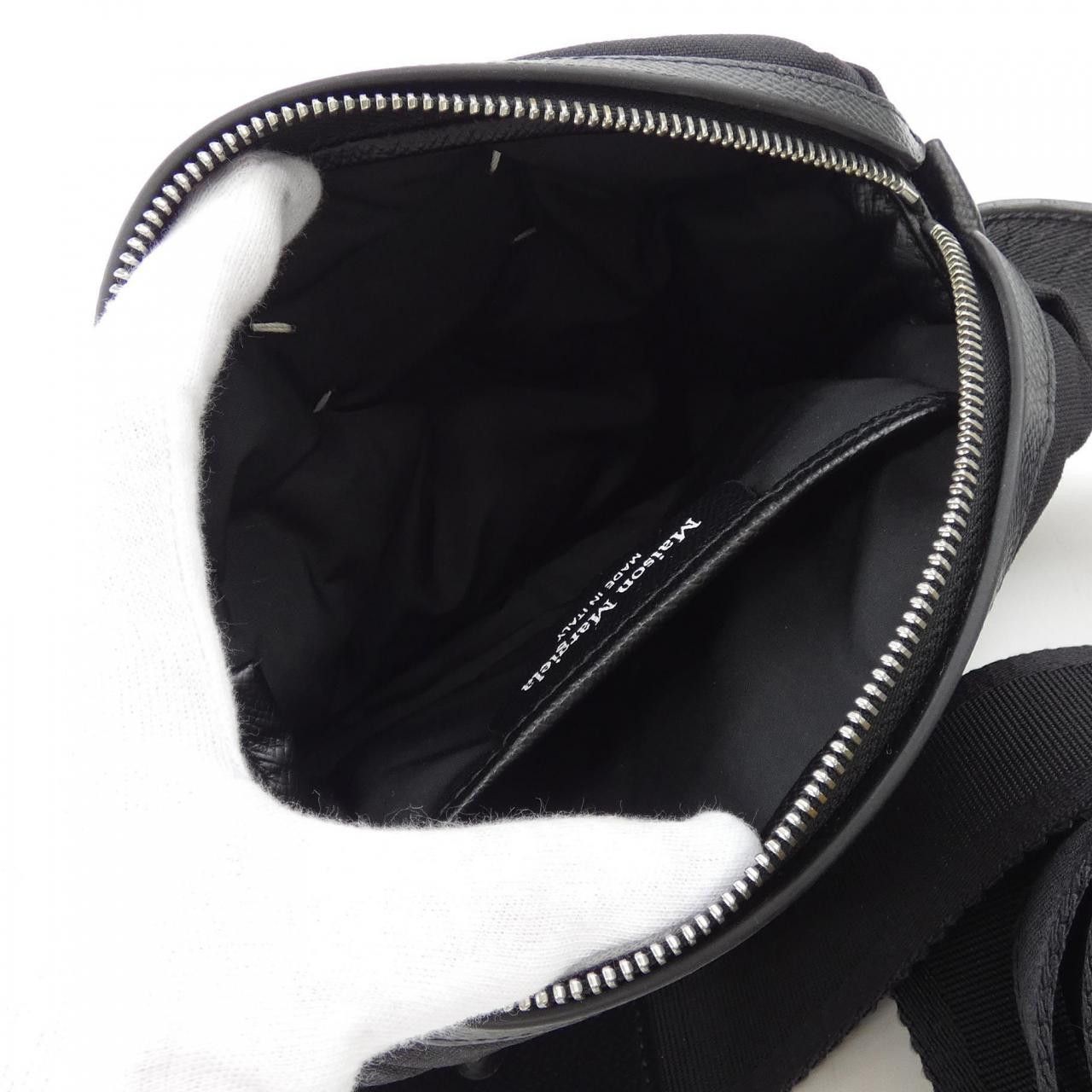 Maison Margiela Maison Margiela Maison Margiela Nylon Bag Textile Crossbody Bag SB2WG0011 DUTY FREE for USA Size ONE SIZE - 6 Thumbnail