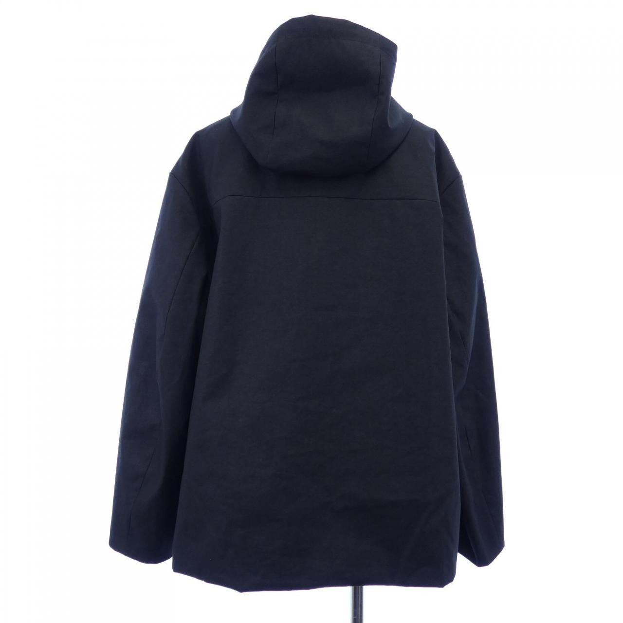 Fendi Fendi Fendi Jacket Others Outerwear FW1272APNG DUTY FREE for USA Size ONE SIZE - 2 Thumbnail
