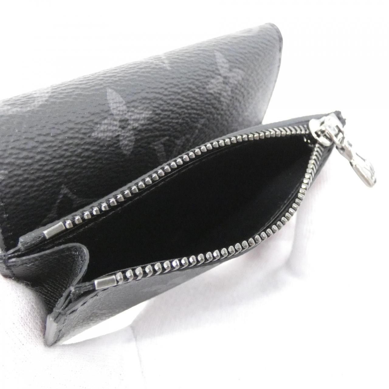 Louis Vuitton Louis Vuitton Louis Vuitton Monogram Eclipse Victor Wallet Wallet Textile Short Wallet M12598 DUTY FREE for USA Size ONE SIZE - 5 Thumbnail