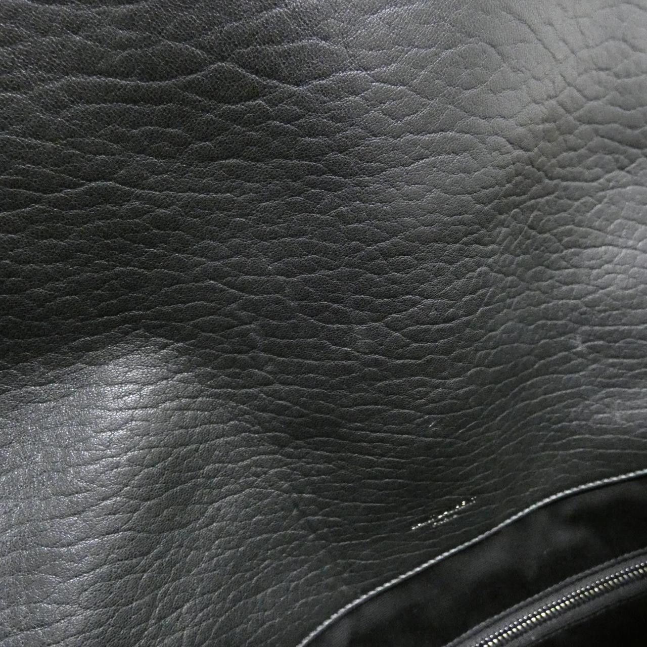 Yves Saint Laurent Yves Saint Laurent Saint Laurent Niki Large Lambskin Bag Leather Shoulder Bag 755857 DUTY FREE for USA Size ONE SIZE - 8 Thumbnail