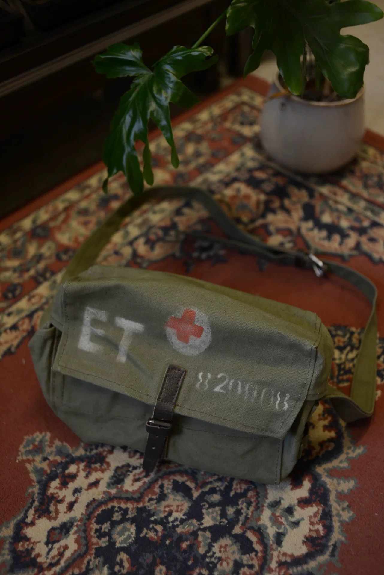 Vintage Vintage 1970s Hungarian Military Medical Bag Size ONE SIZE - 2 Thumbnail