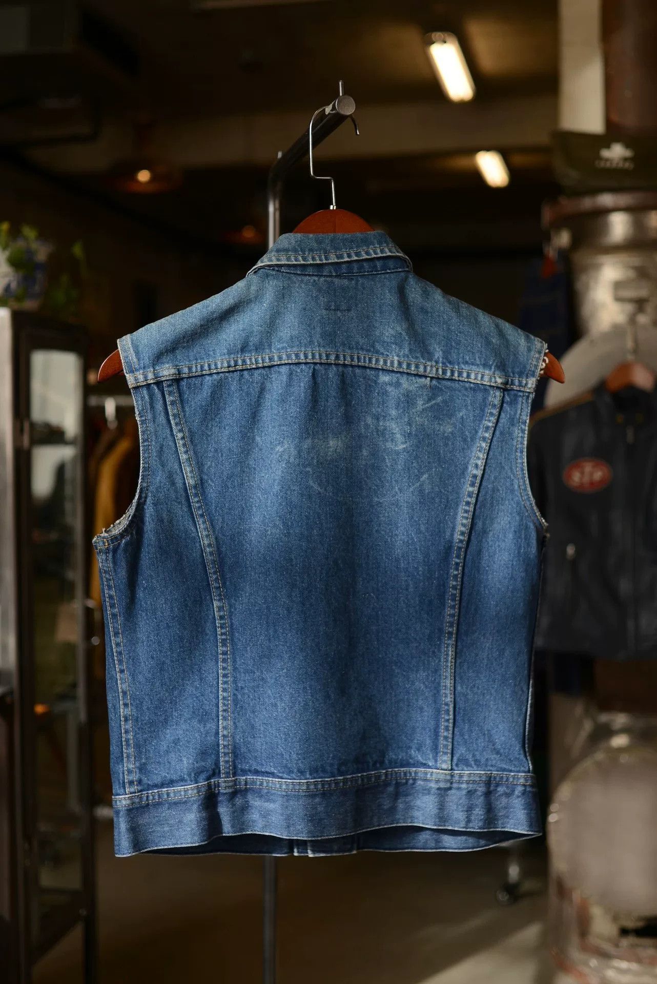 Vintage Vintage 1980s Lee Denim Vest Size US M / EU 48-50 / 2 - 9 Thumbnail