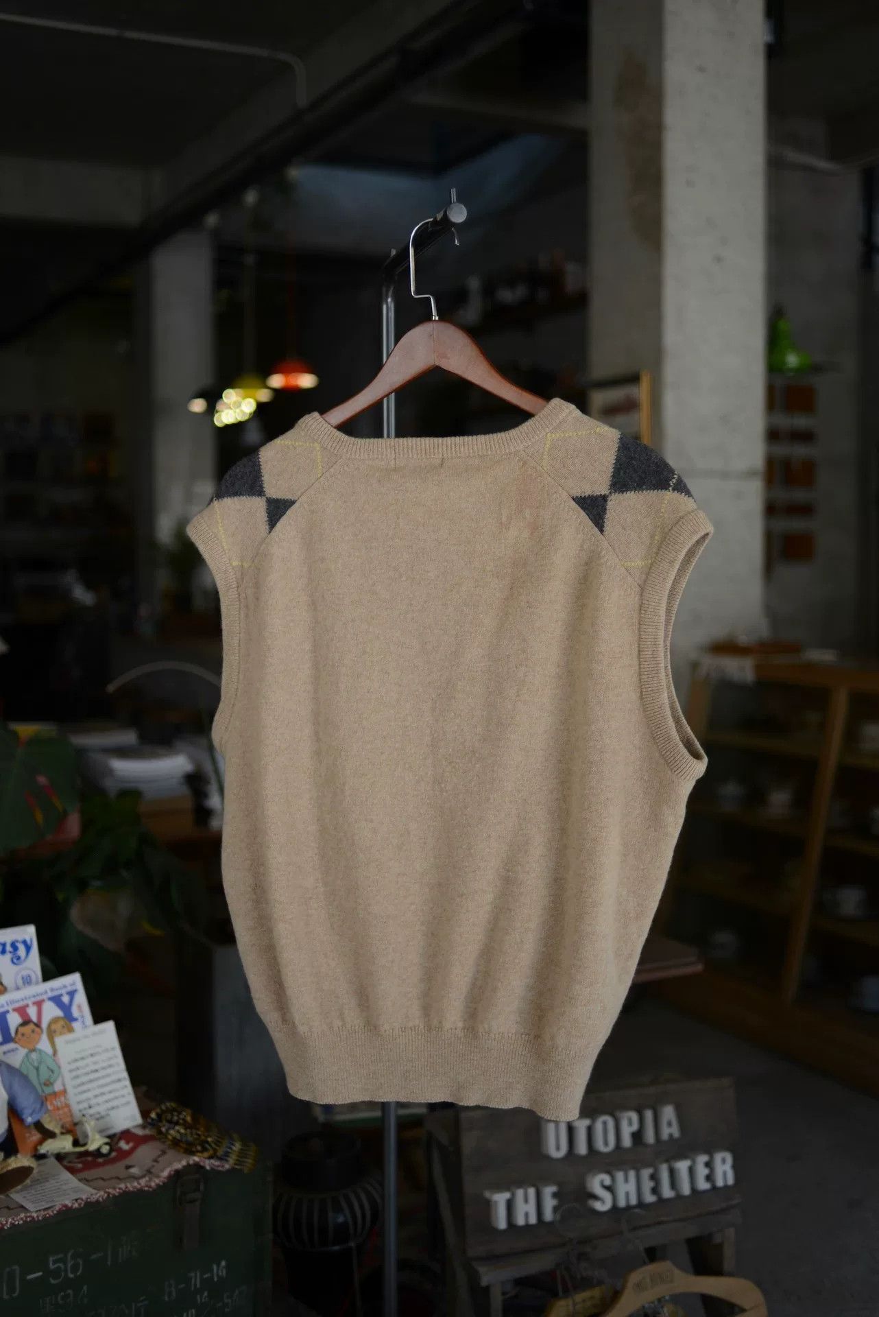 Vintage Vintage L.L. Bean 1980s Wool Argyle Vest Size US XL / EU 56 / 4 - 7 Thumbnail