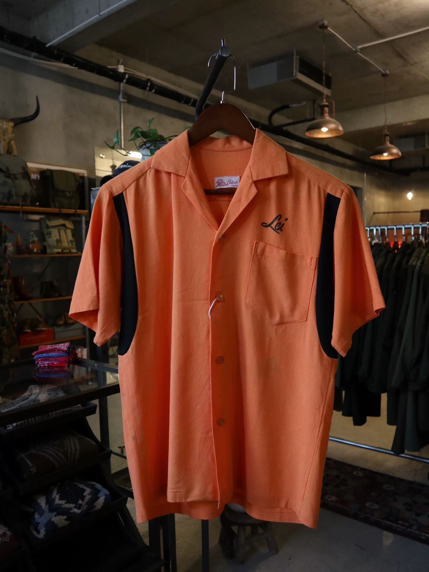 Vintage Vintage Lehua Hawaii Bowling Shirt Size US M / EU 48-50 / 2 - 2 Thumbnail