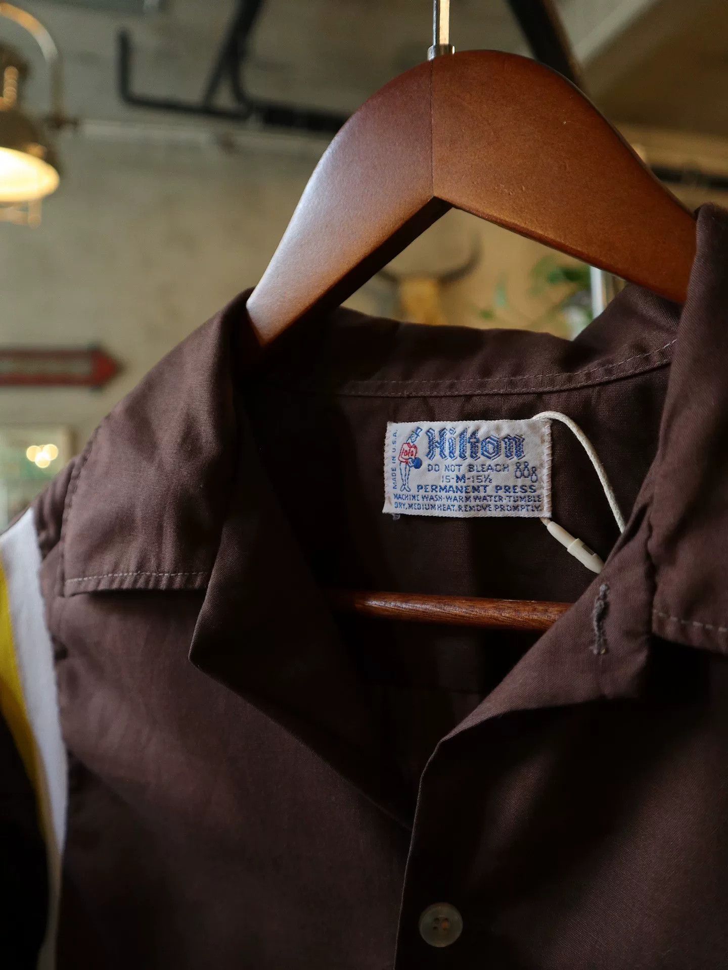 Vintage Vintage 1960s Hilton Brown Stripe Bowling Shirt Size US XS / EU 42 / 0 - 9 Thumbnail