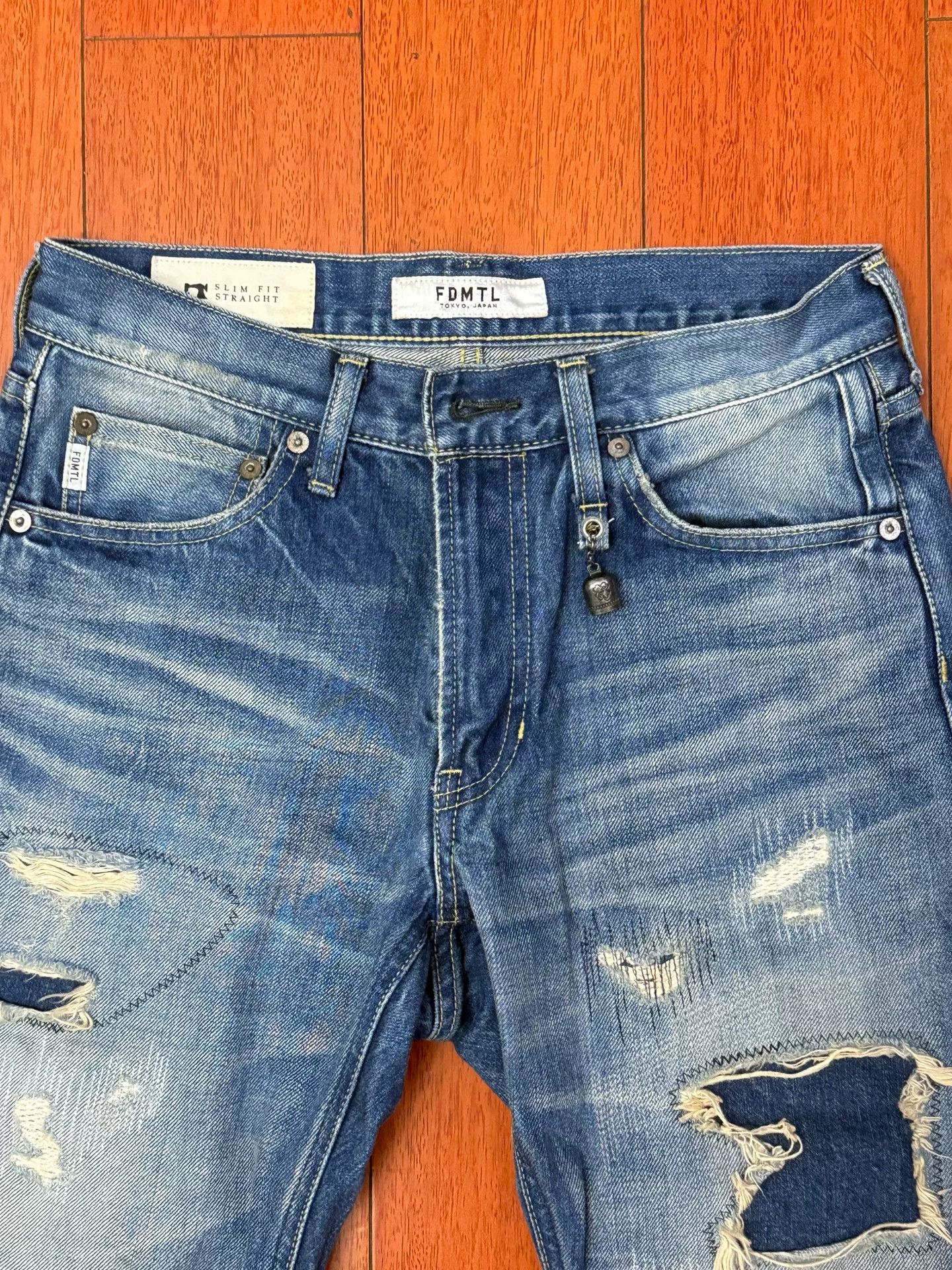 FDMTL FDMTL Slim Distressed Selvedge Jeans Size US 28 / EU 44 - 3 Thumbnail