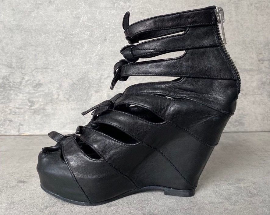 Rick Owens Rick Owens Black Wedge Lace-Up Boots Size US 4 / IT 34 - 5 Thumbnail