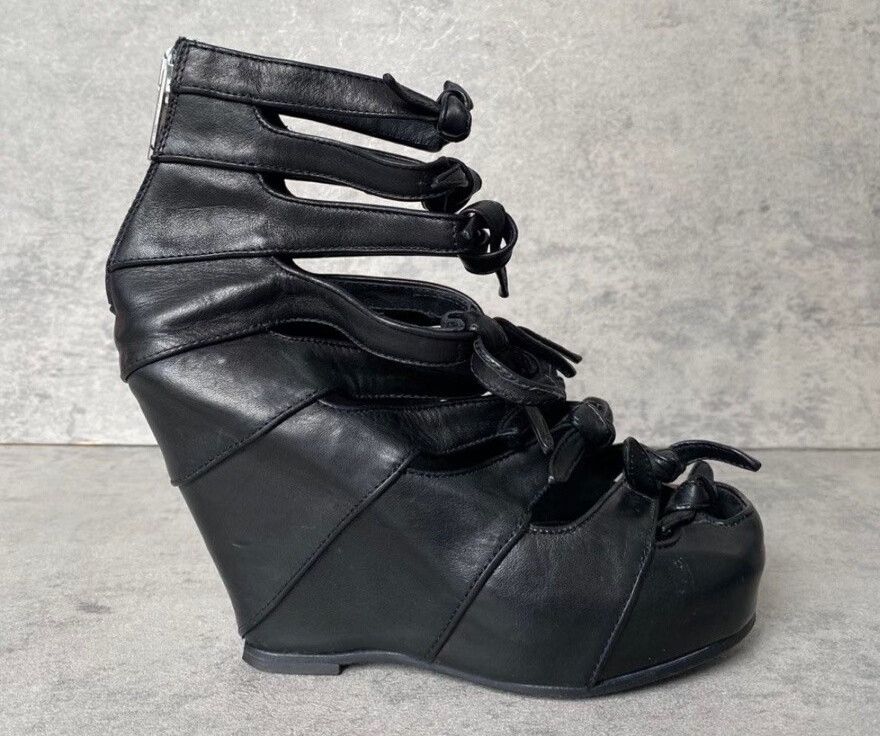 Rick Owens Rick Owens Black Wedge Lace-Up Boots Size US 4 / IT 34 - 3 Thumbnail