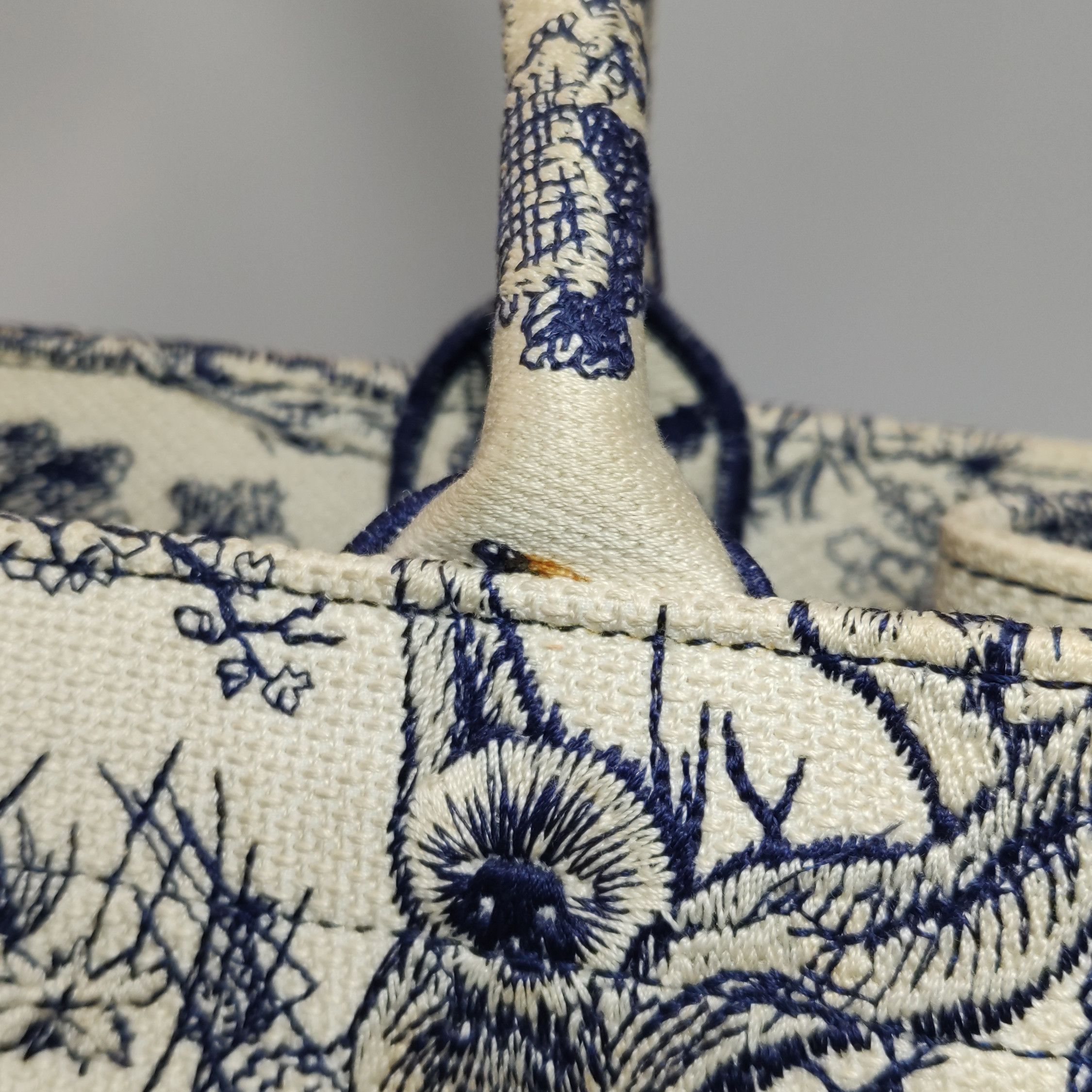 Dior Dior Women os Tote Bags Size ONE SIZE - 15 Thumbnail