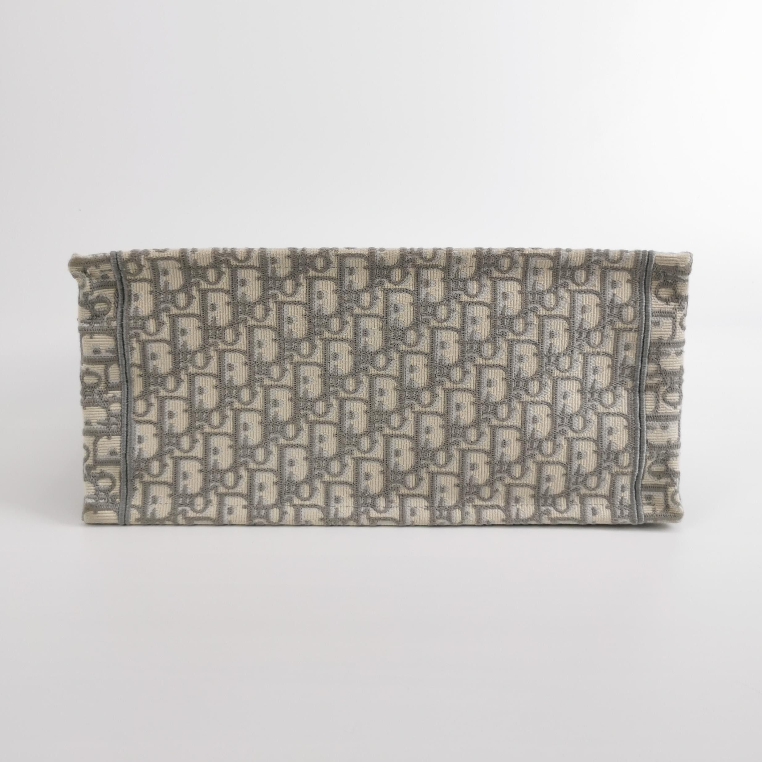 Dior Dior Women os Tote Bags Size ONE SIZE - 6 Thumbnail