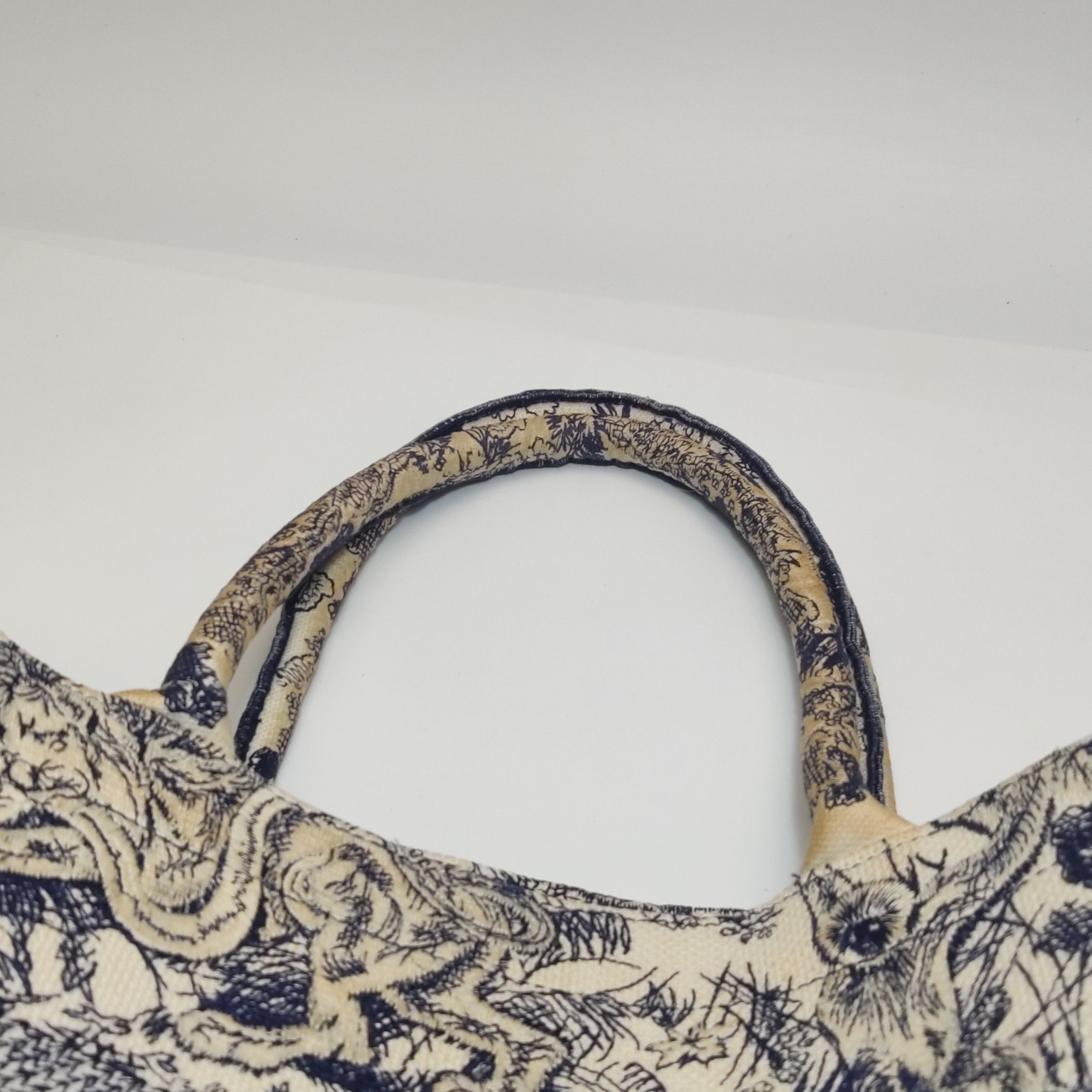 Dior Dior Women os Tote Bags Size ONE SIZE - 14 Thumbnail