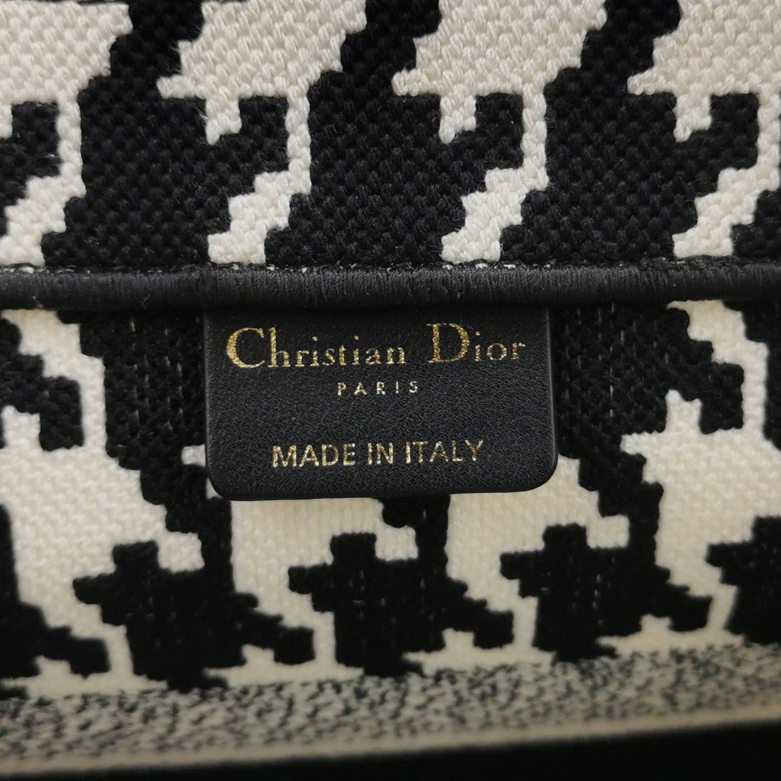 Dior Dior Women os Tote Bags Size ONE SIZE - 8 Thumbnail