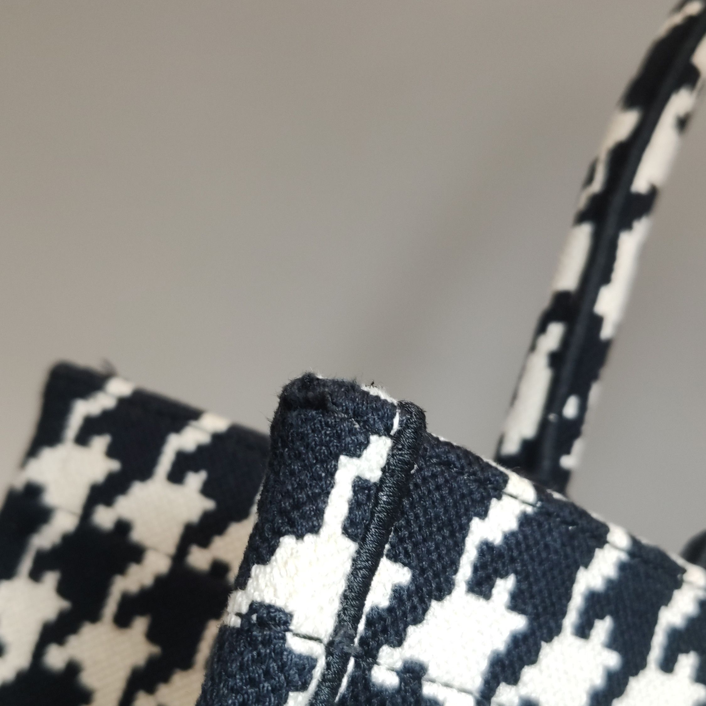 Dior Dior Women os Tote Bags Size ONE SIZE - 15 Thumbnail