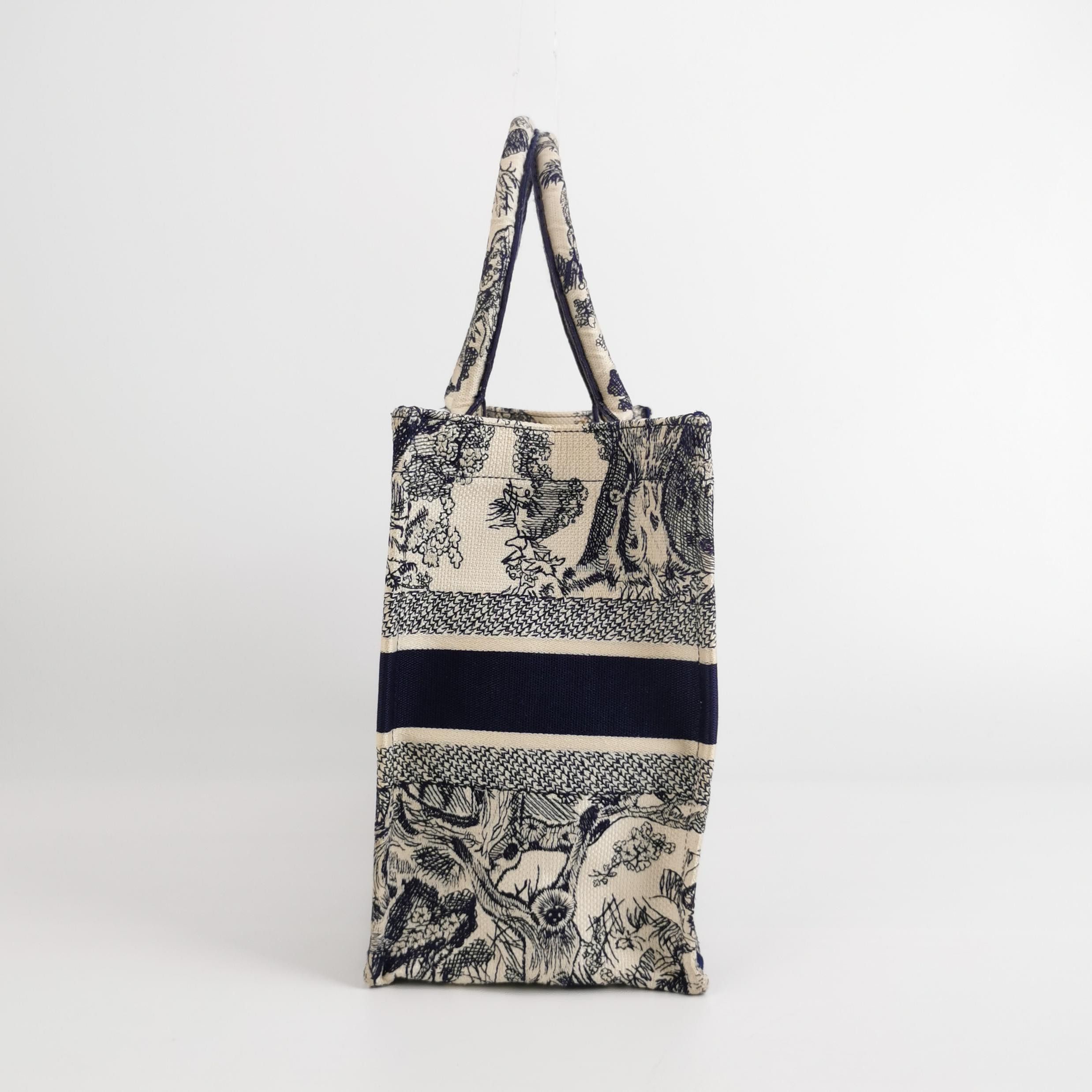 Dior Dior Women os Tote Bags Size ONE SIZE - 3 Thumbnail