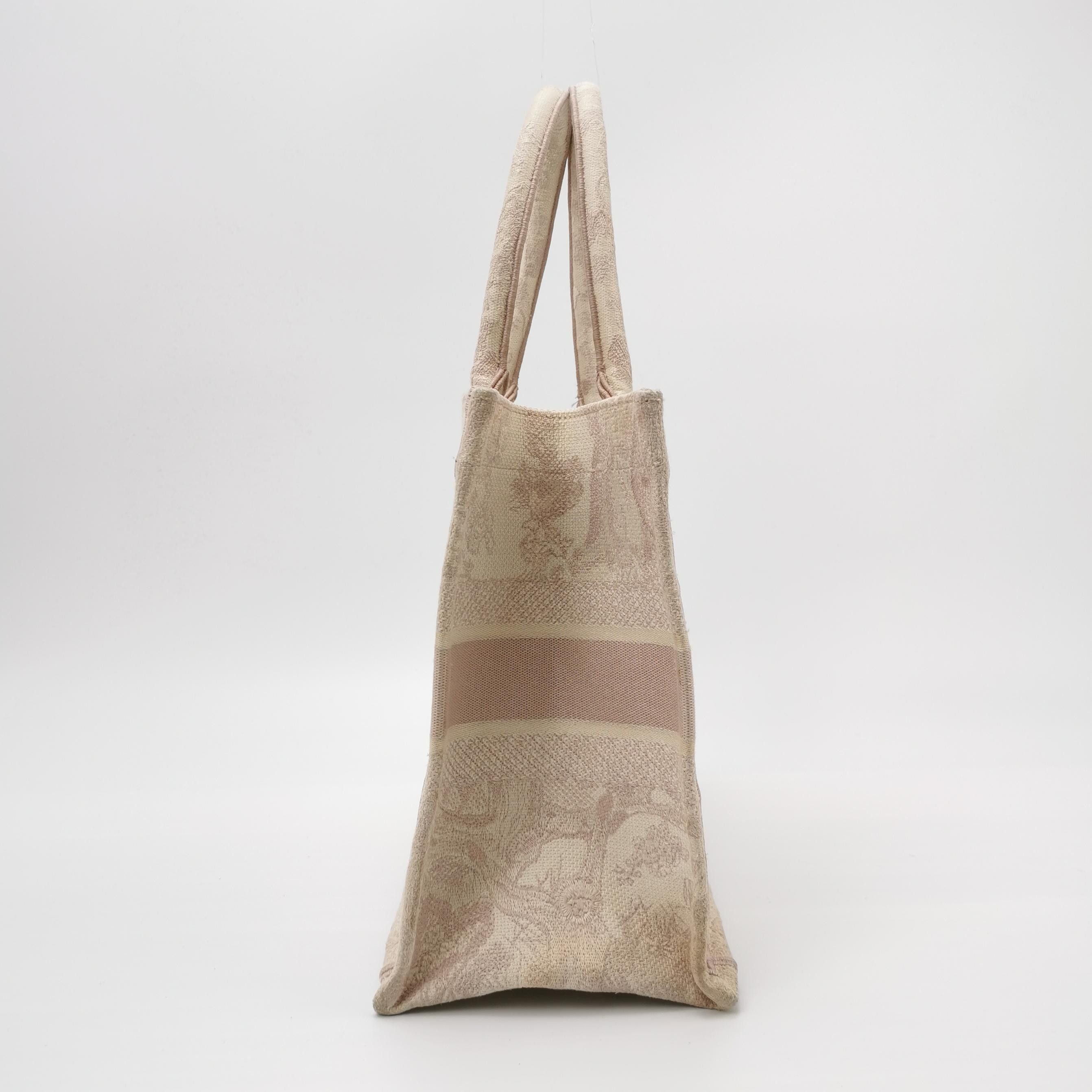 Dior Dior Women os Tote Bags Size ONE SIZE - 3 Thumbnail