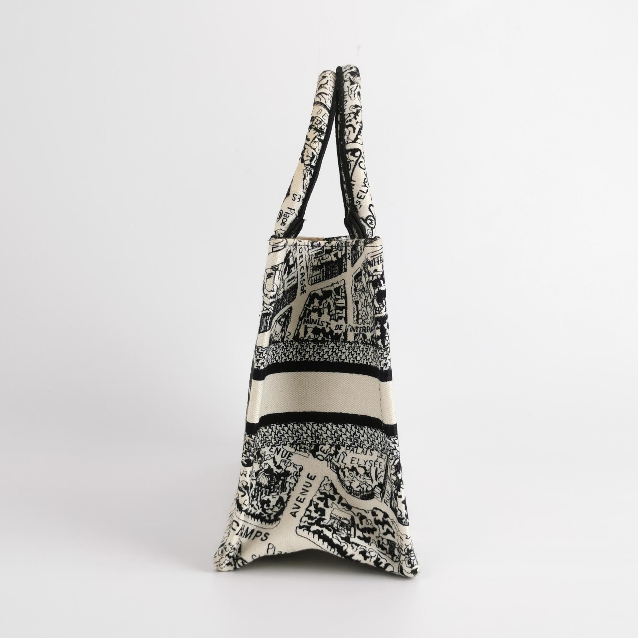 Dior Dior Women os Tote Bags Size ONE SIZE - 3 Thumbnail