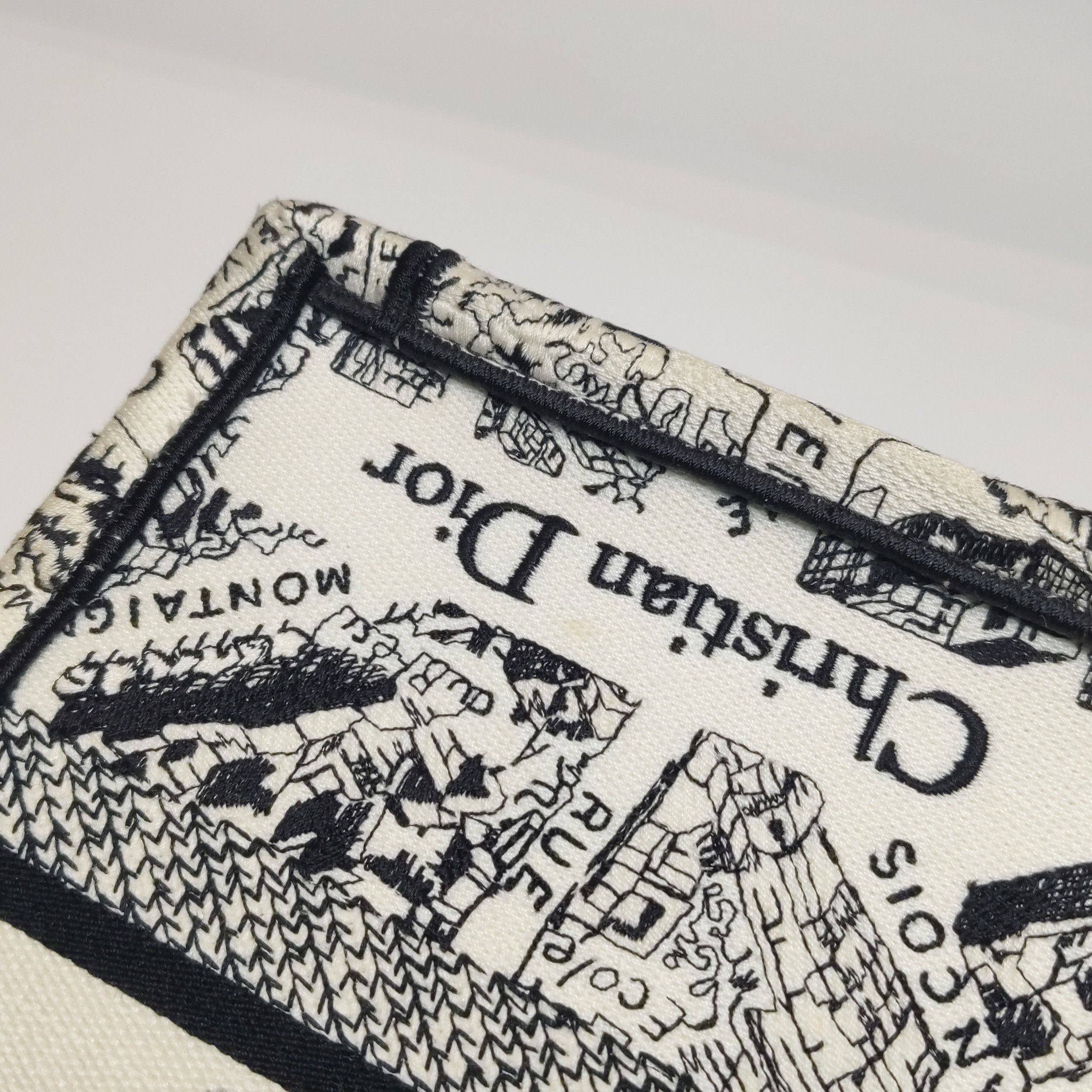 Dior Dior Women os Tote Bags Size ONE SIZE - 12 Thumbnail