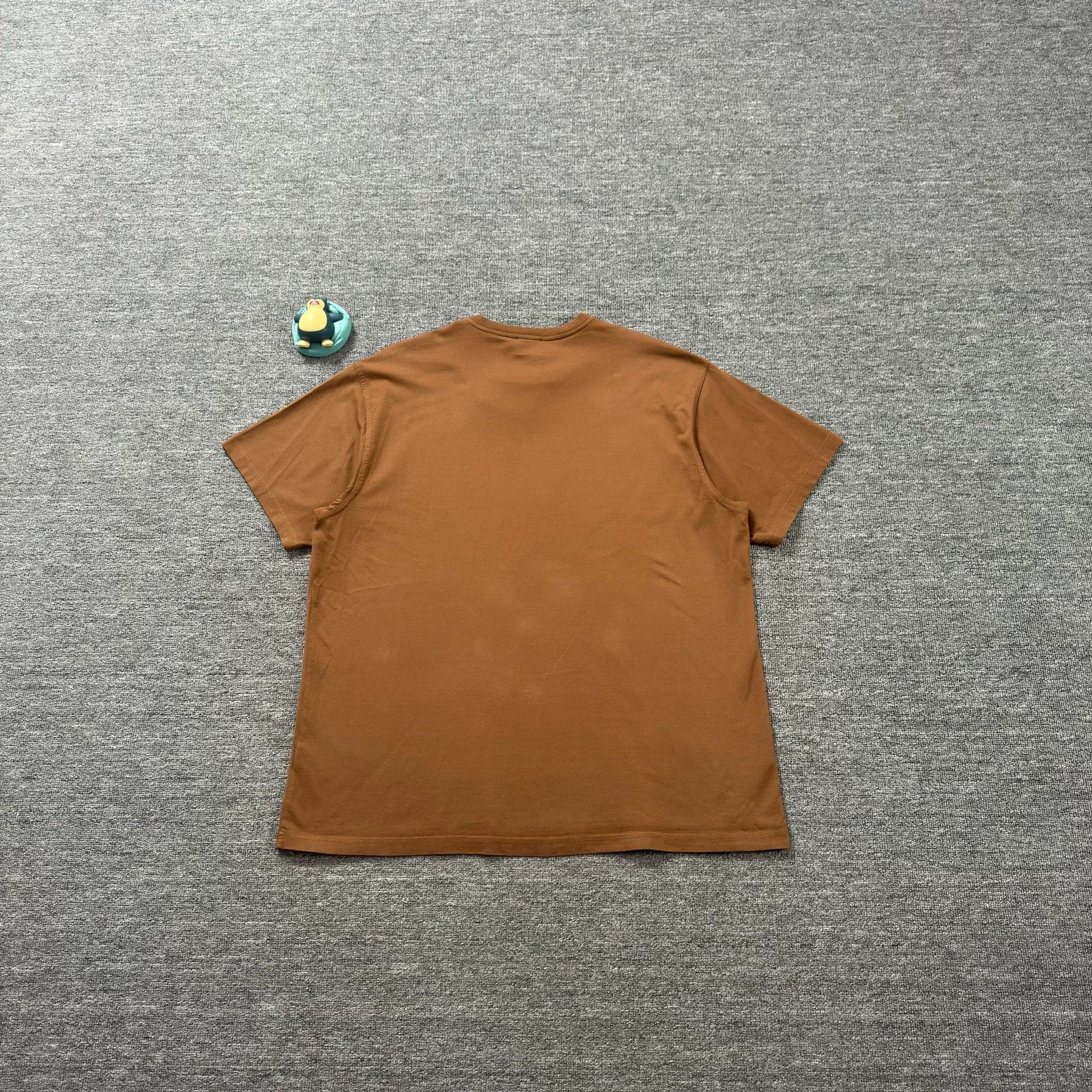 Burberry Burberry Brown Graphic Logo T-Shirt M Size US M / EU 48-50 / 2 - 8 Thumbnail