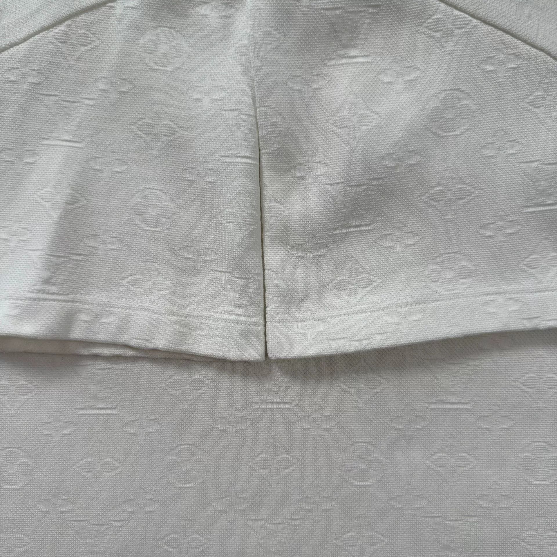 Louis Vuitton Louis Vuitton Monogram Pocket T-Shirt Size M Size US M / EU 48-50 / 2 - 5 Thumbnail