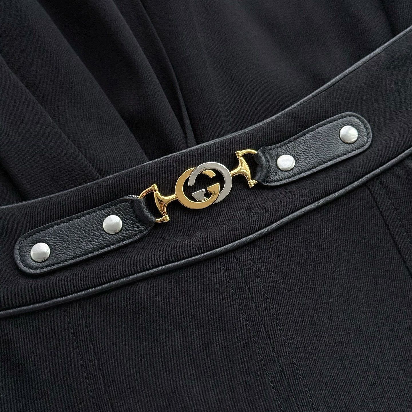 Gucci Gucci Horsebit Belt Pleated Midi Skirt Size 40 Size 27" / US 4 / IT 40 - 7 Thumbnail