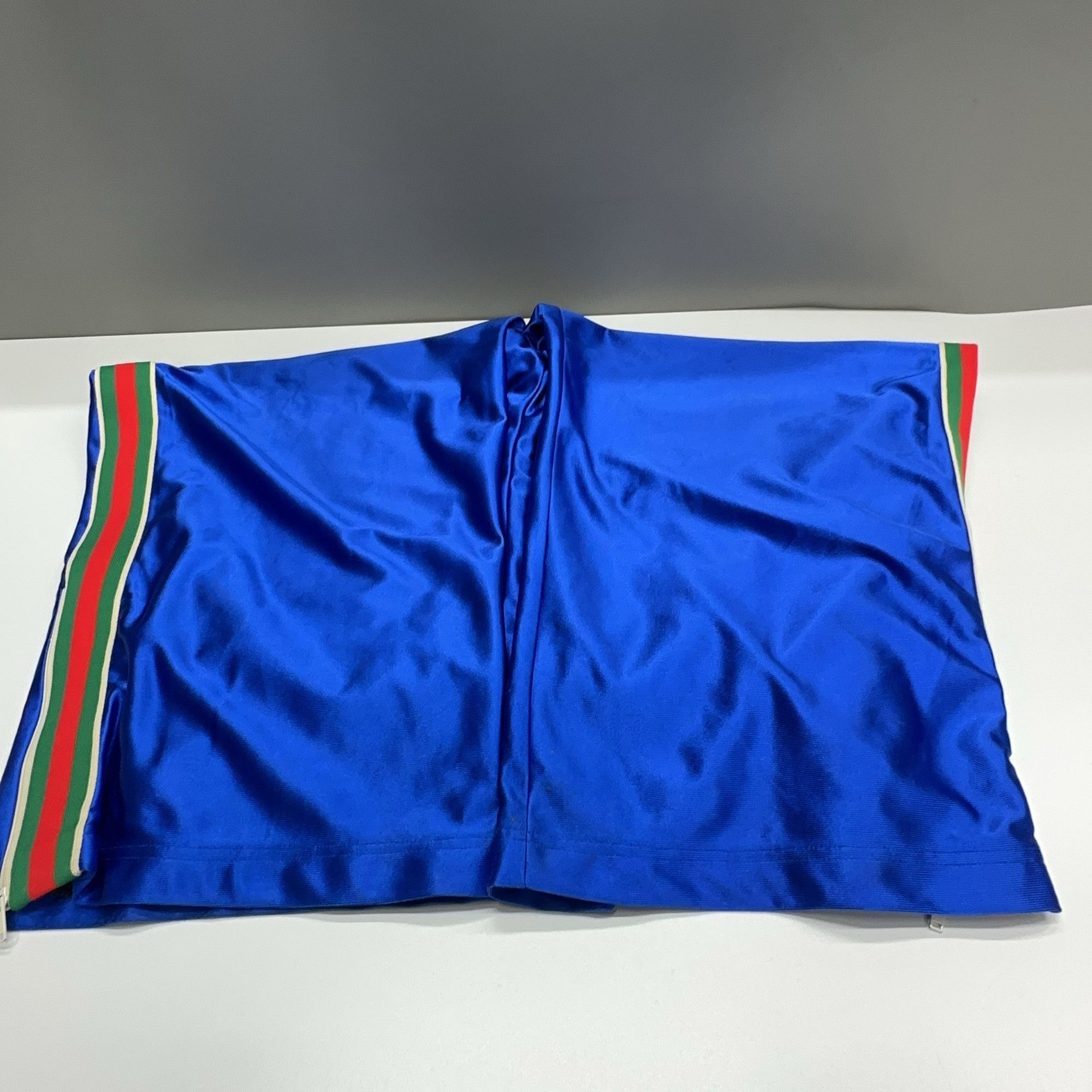 Gucci Gucci Web Stripe Shorts Size L Size US 34 / EU 50 - 9 Thumbnail