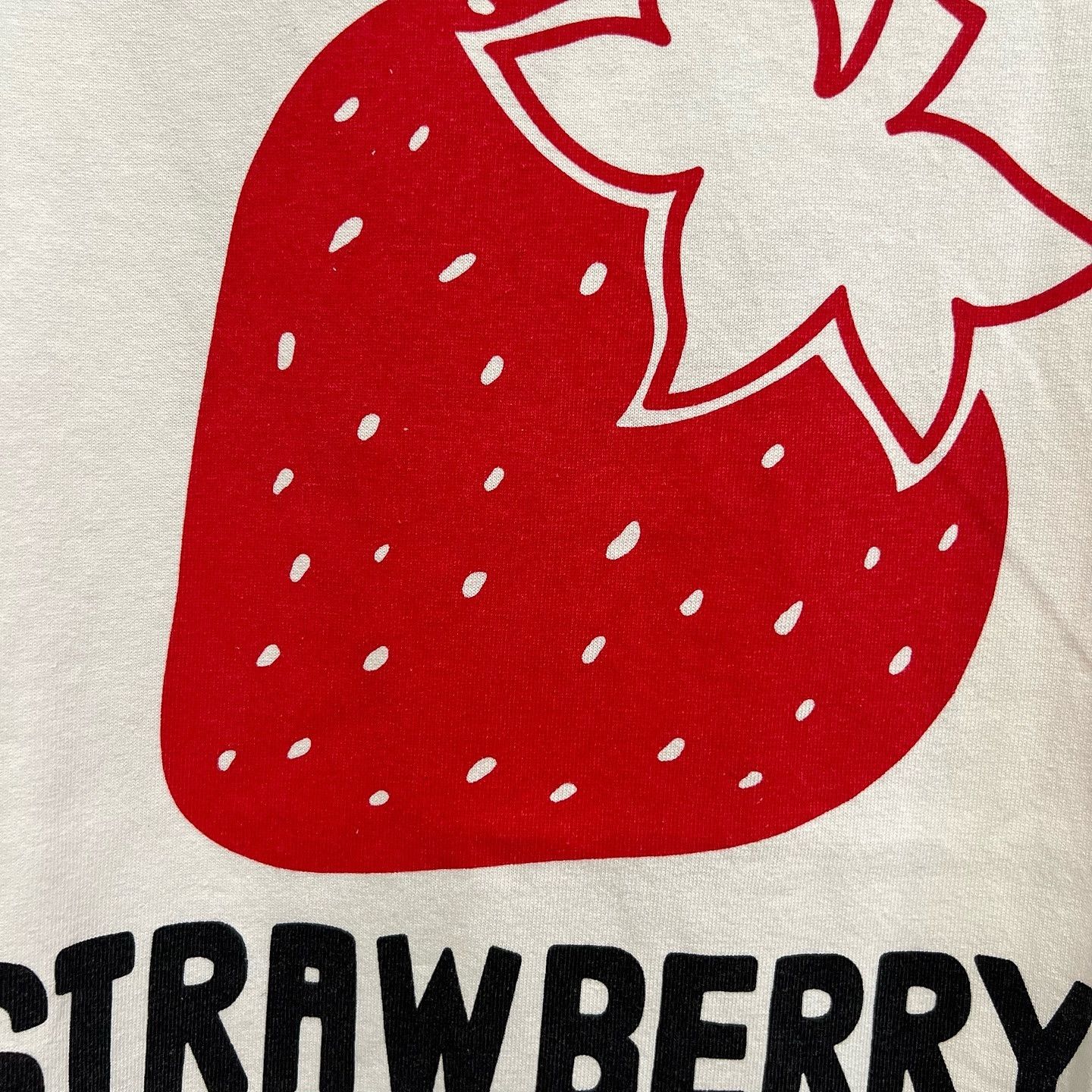 Gucci Gucci Strawberry Logo T-Shirt XS Size XS / US 0-2 / IT 36-38 - 8 Thumbnail