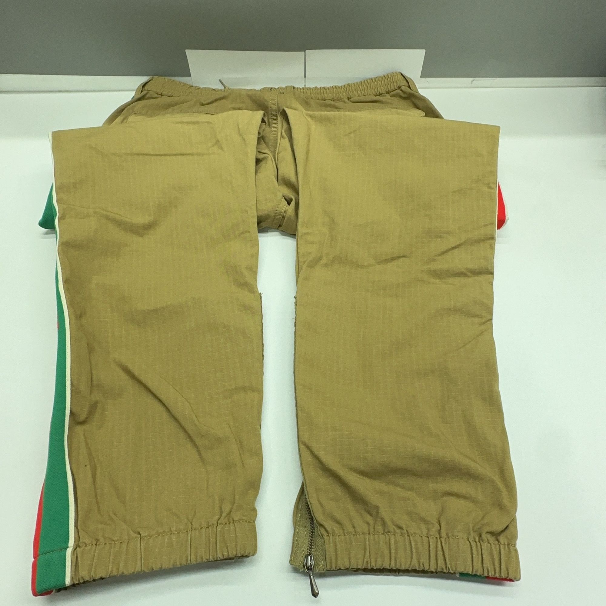 Gucci Gucci Side Stripe Zip Cuff Sweatpants Size 32 Size US 32 / EU 48 - 11 Thumbnail