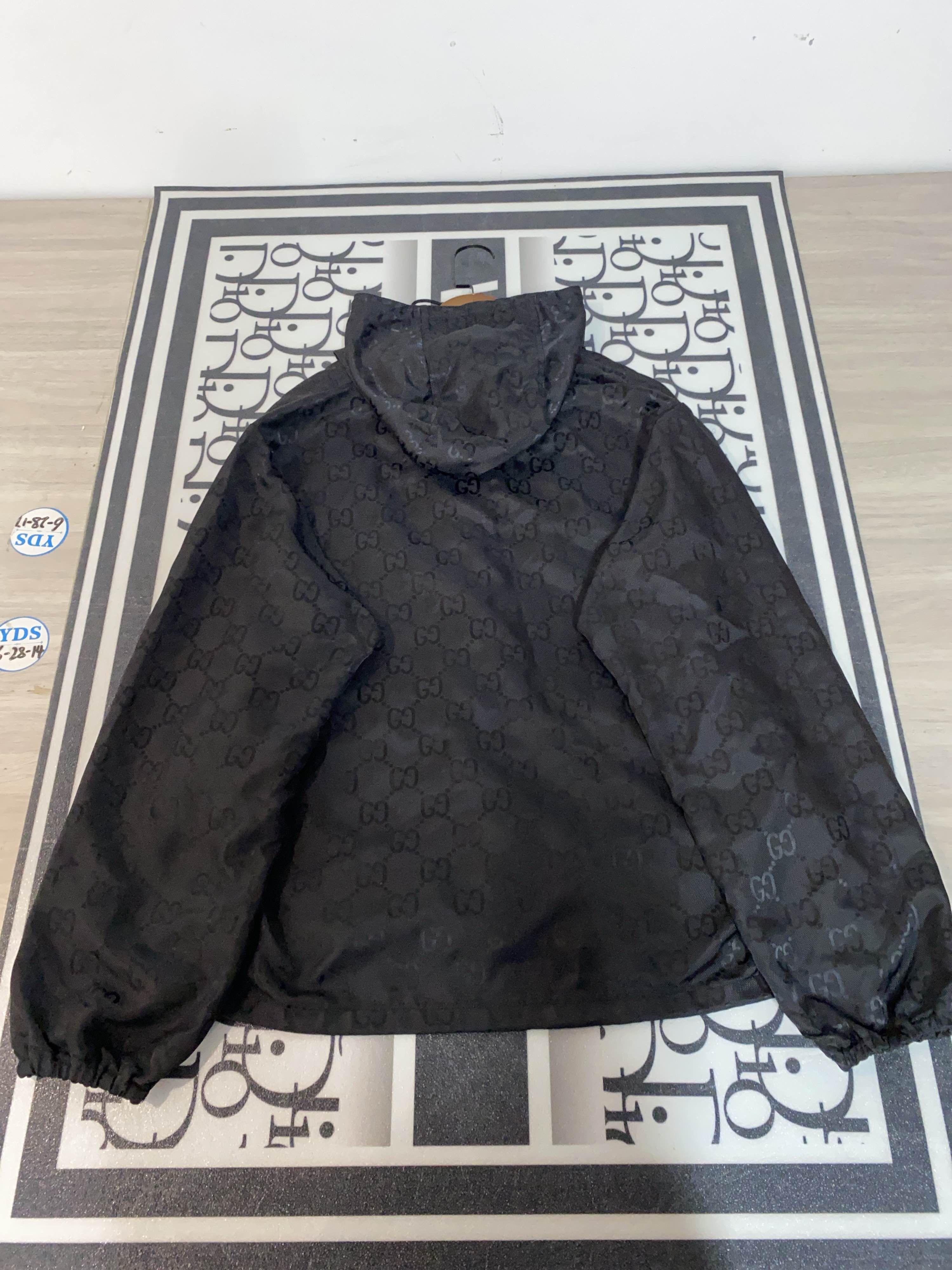 Gucci Gucci Monogram Off The Grid Hooded Jacket Size M Size US M / EU 48-50 / 2 - 2 Thumbnail