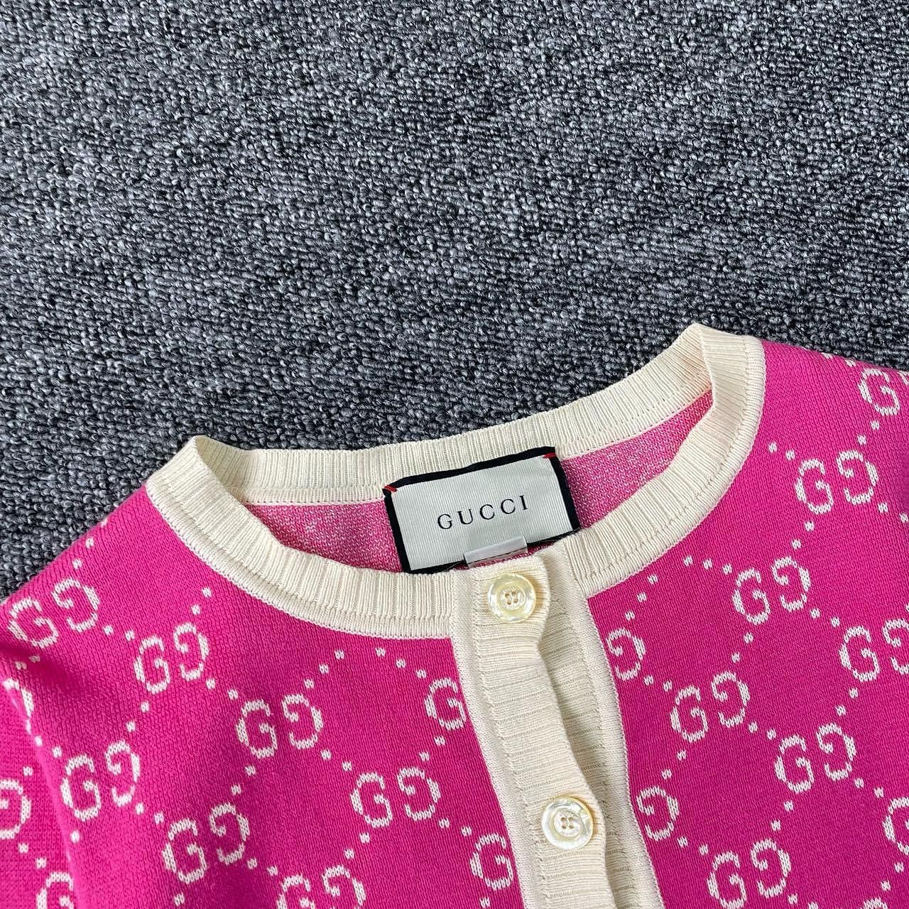 Gucci Gucci GG Logo Cardigan Size XS Size XS / US 0-2 / IT 36-38 - 3 Thumbnail