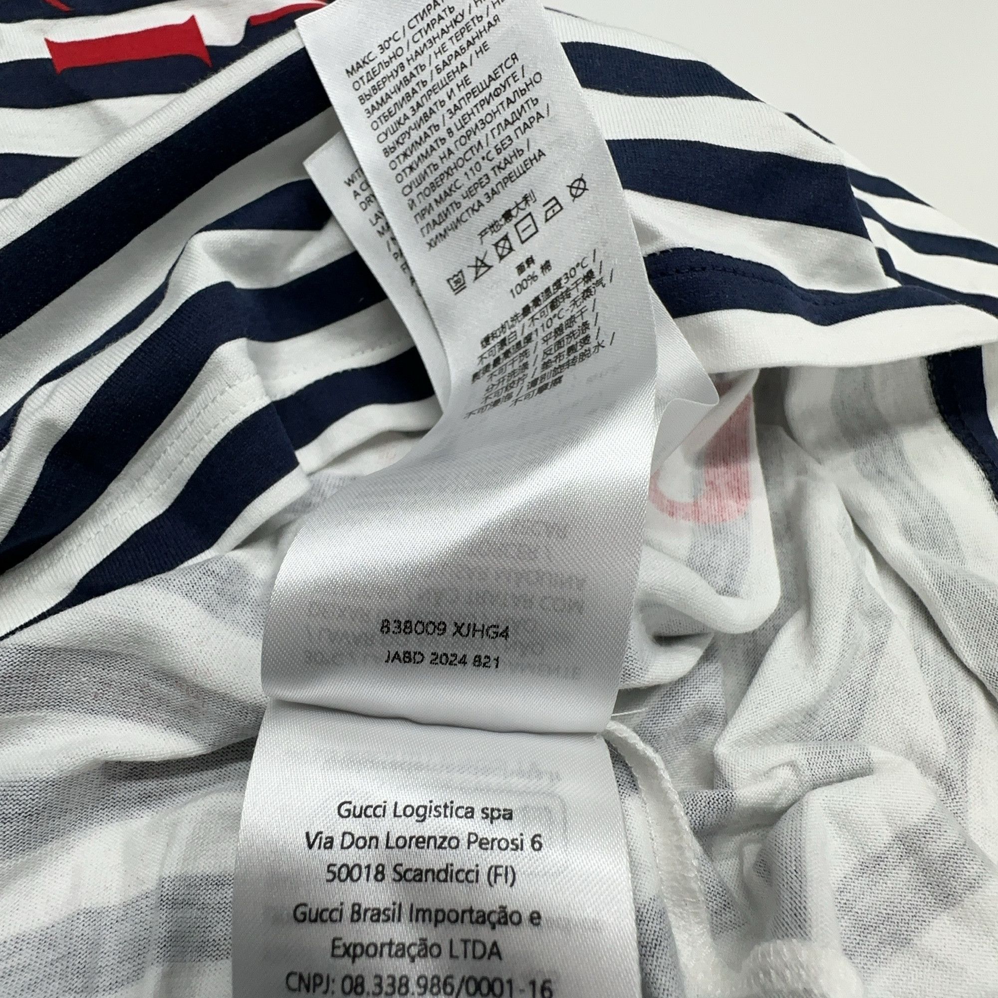 Gucci Gucci Striped Logo T-Shirt Size S Size US S / EU 44-46 / 1 - 3 Thumbnail