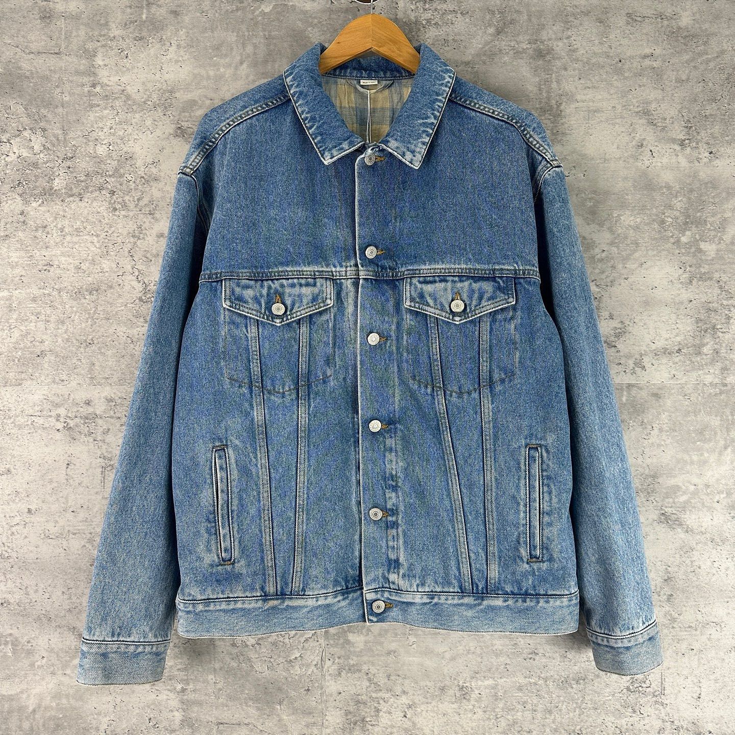Gucci Gucci Band Embroidery Denim Jacket Size M Size US M / EU 48-50 / 2 - 8 Thumbnail