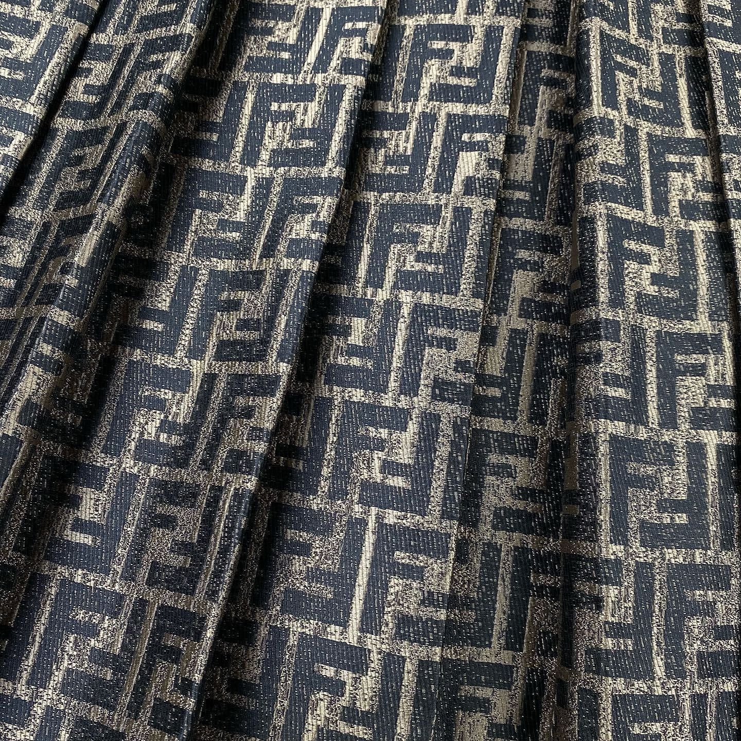 Fendi Fendi FF Logo Pleated Midi Skirt Size IT 40 Size 27" / US 4 / IT 40 - 7 Thumbnail